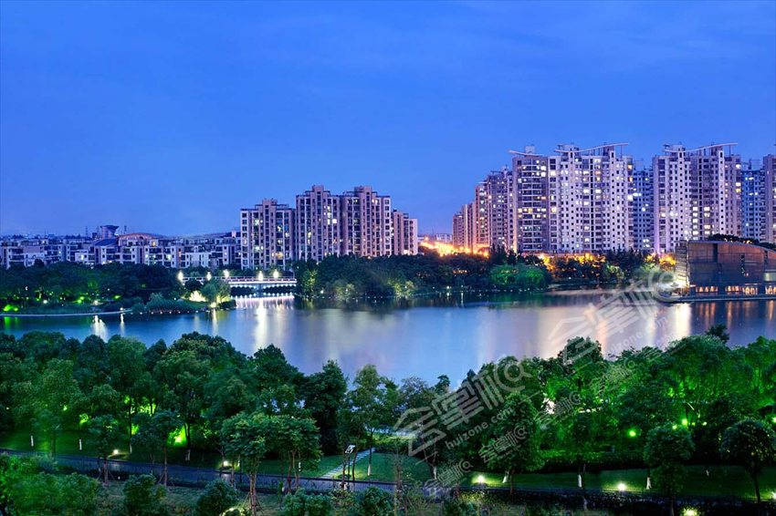 上海| 500人高端酒店,特色场地推荐：上海夏阳湖皇冠假日酒店