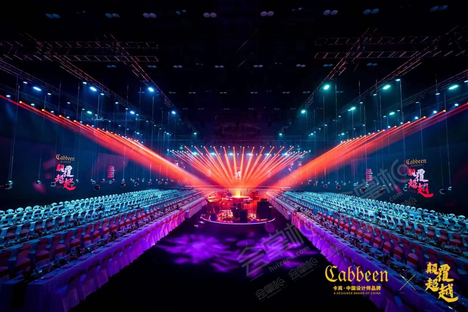 超越颠覆CABBEEN卡宾中国设计师品牌之夜