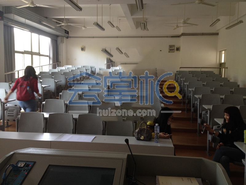 上海视觉艺术学院教学楼小教室