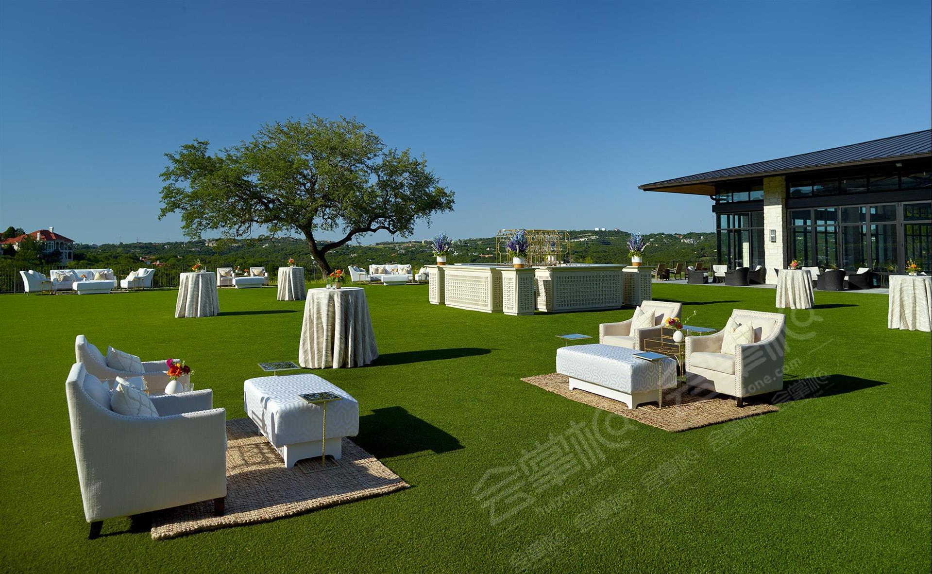 Hill Country Lawn