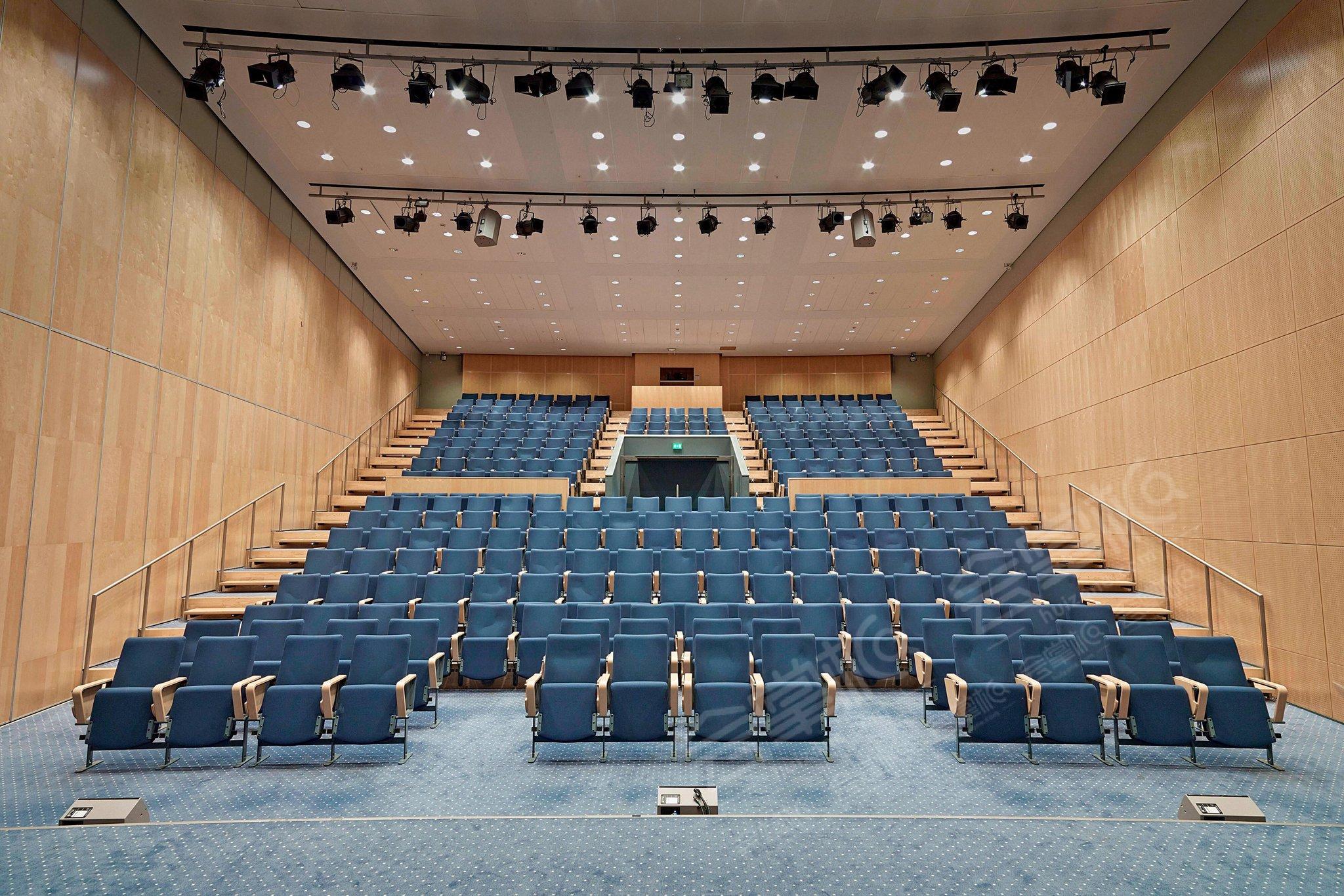 Auditorium 10