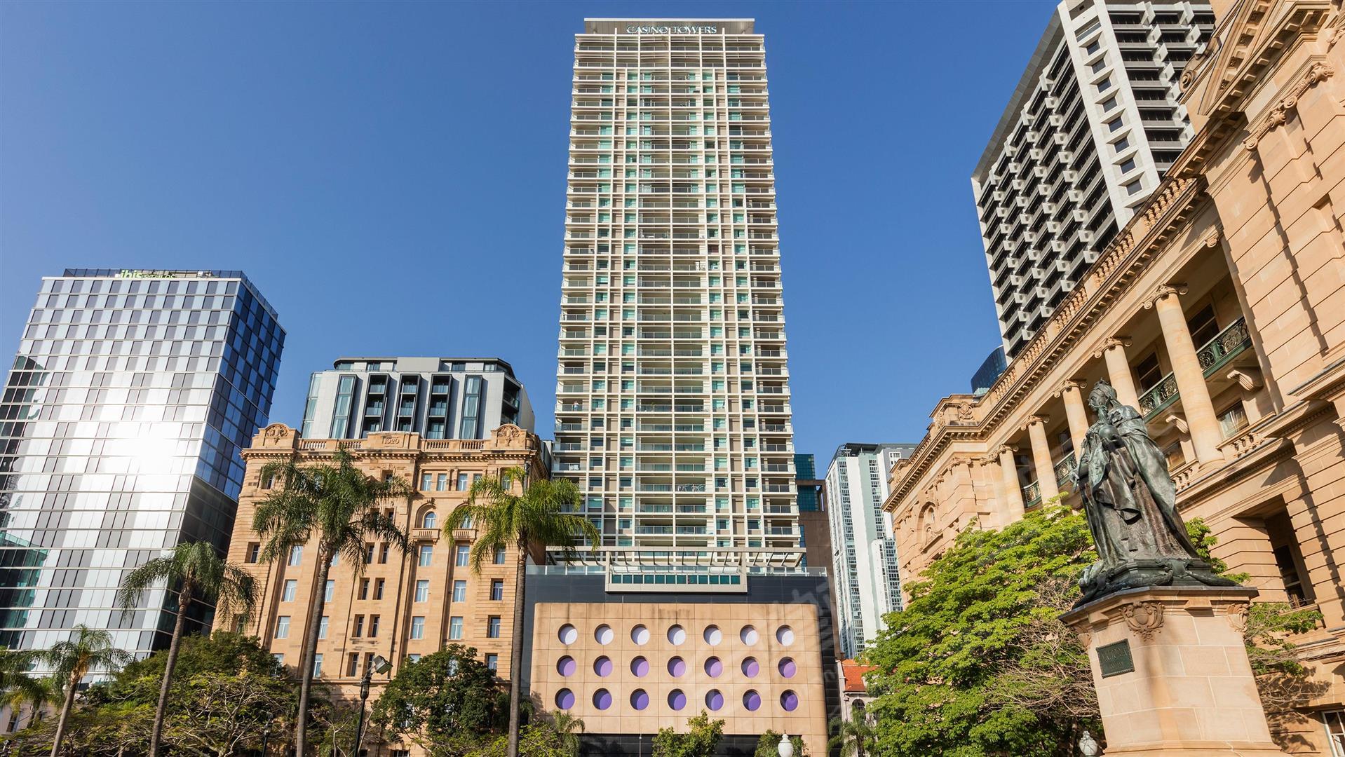 Oaks Brisbane Casino Towers Suites