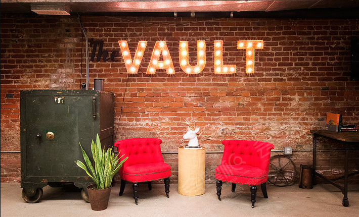 旧金山120人发布会场地推荐：The VAULT