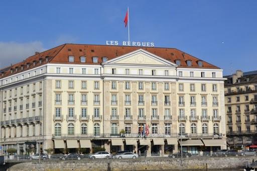 企业家偏爱的日内瓦100人会议室,推荐给你：Four Seasons Hotel des Bergues