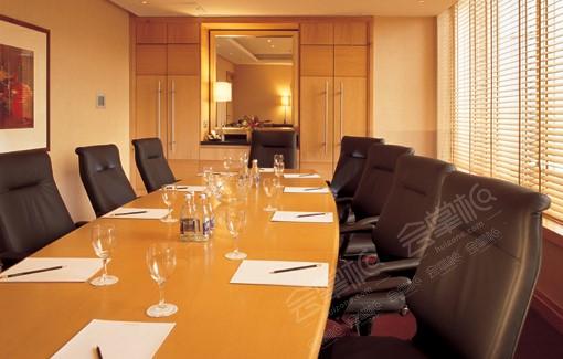 Executive Boardroom 1