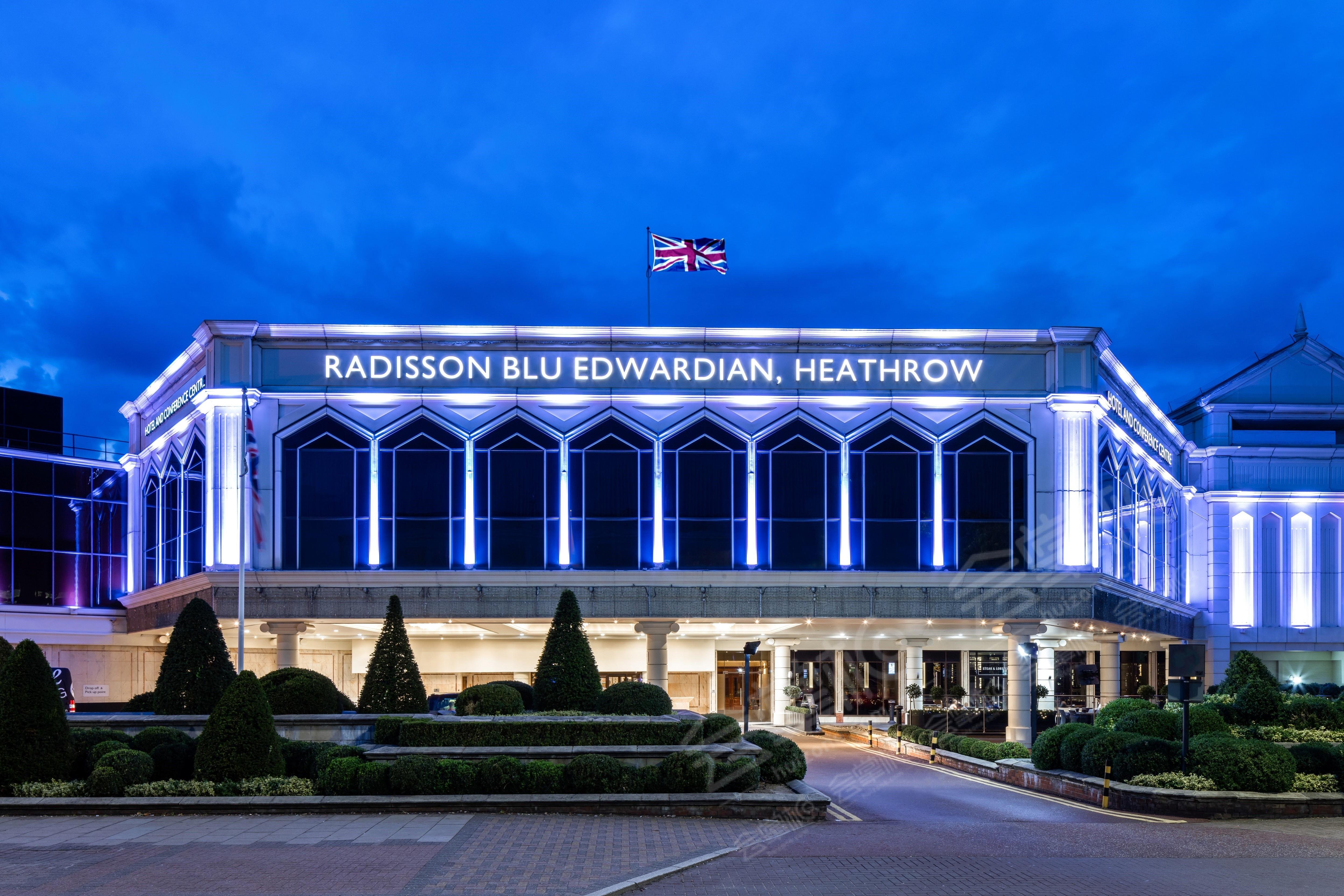伦敦1000人会议场地预定推荐：Radisson Blu Edwardian, Heathrow