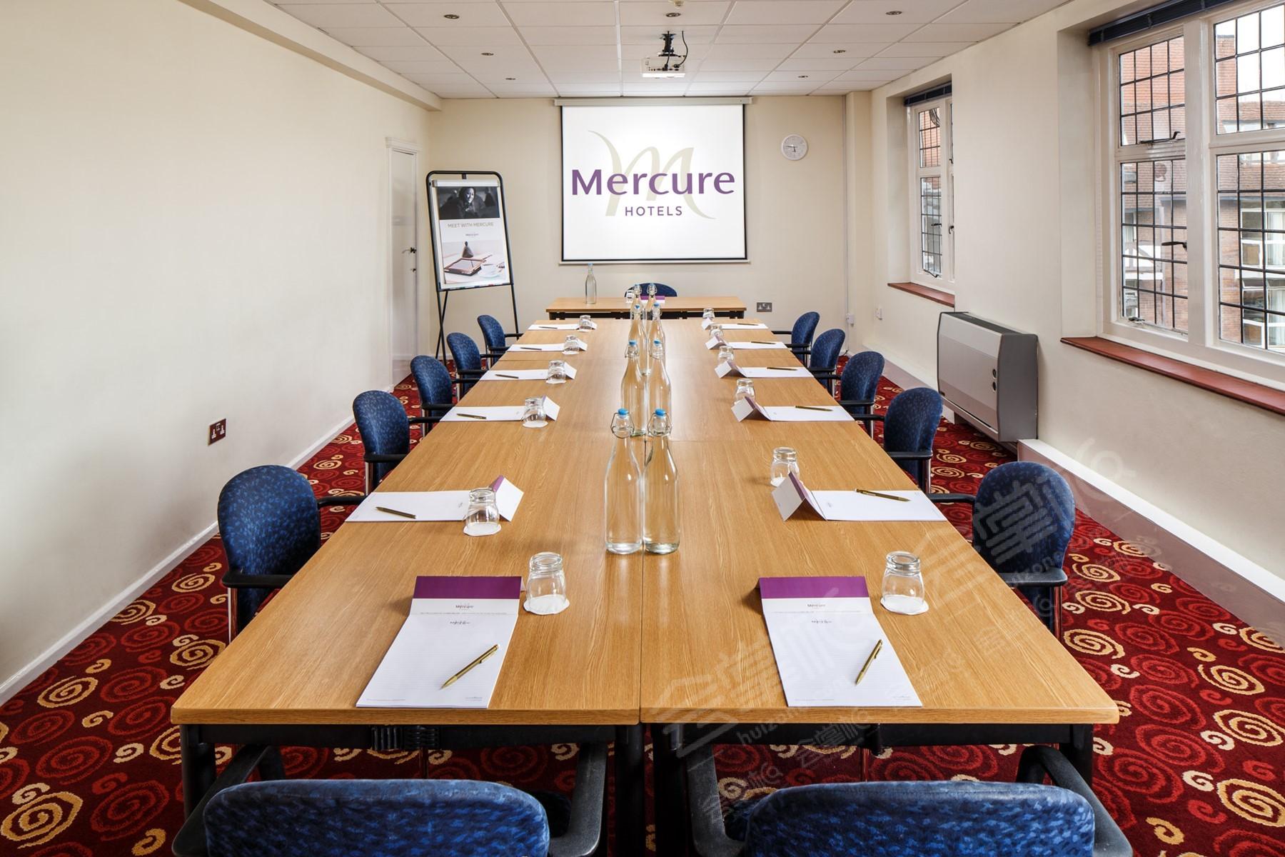 Mercure Leeds Parkway Hotel6