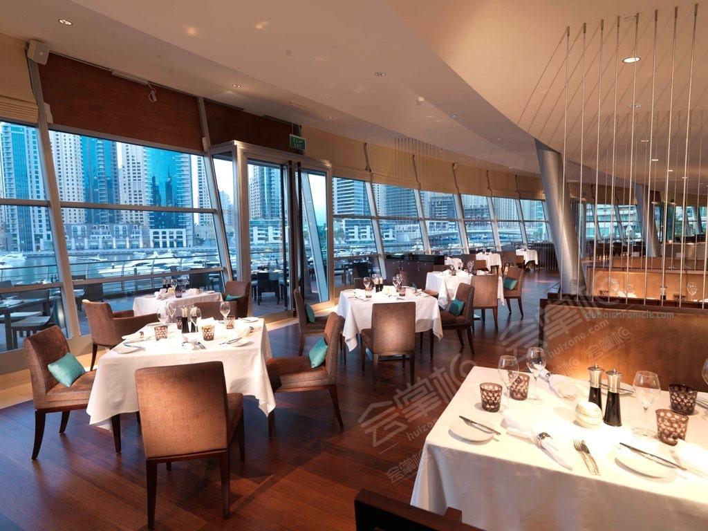 迪拜200人会议场地预定推荐：Dubai Marina Yacht Club