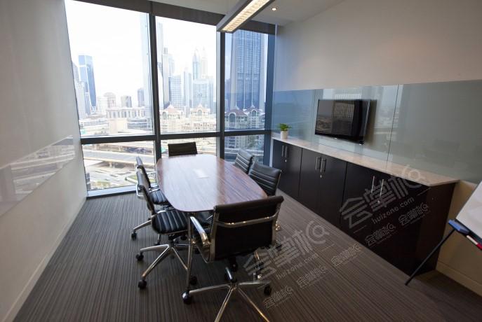 6 Person meeting room