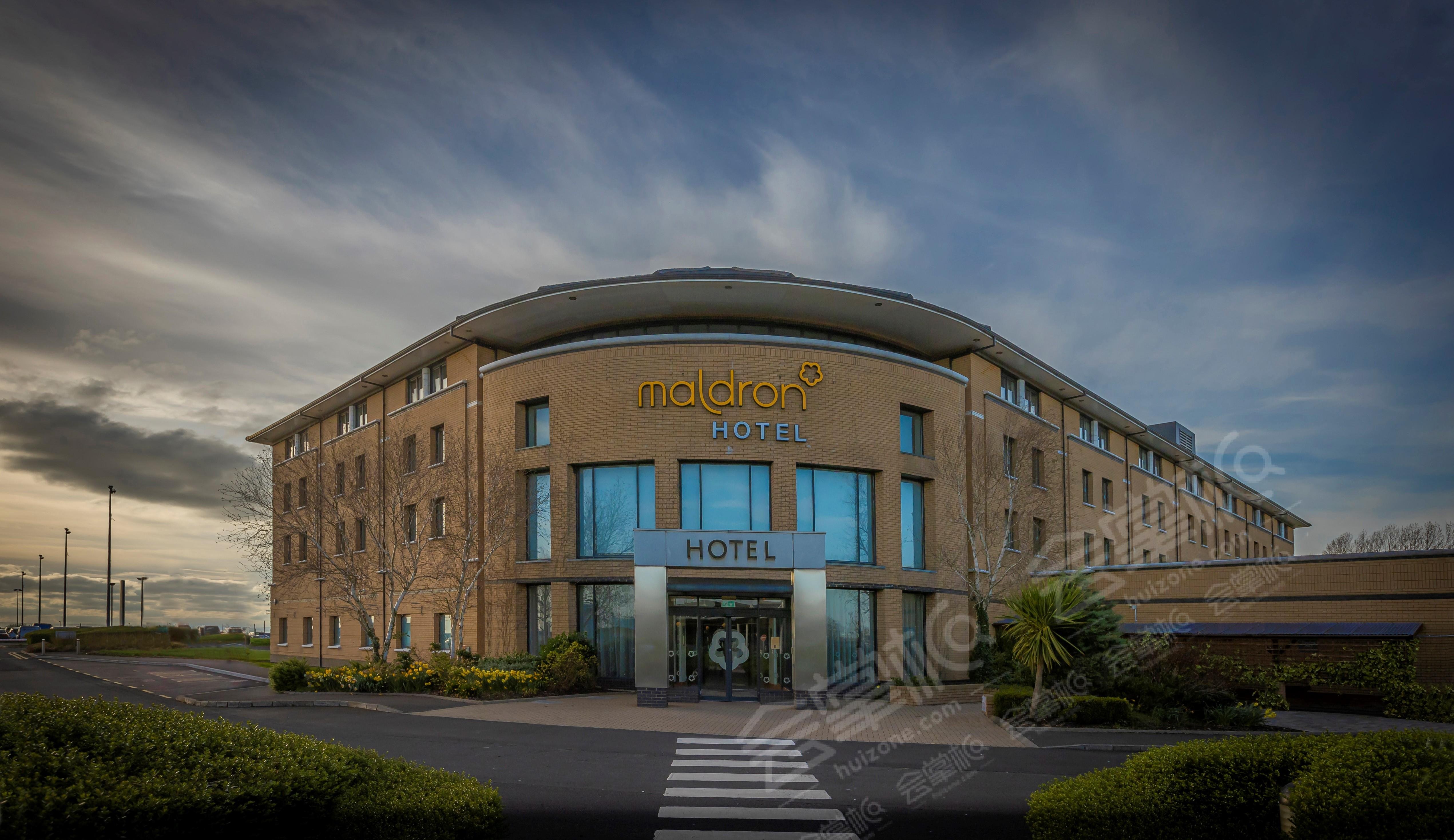 贝尔法斯特100人五星级酒店推荐：Maldron Hotel Belfast International Airport