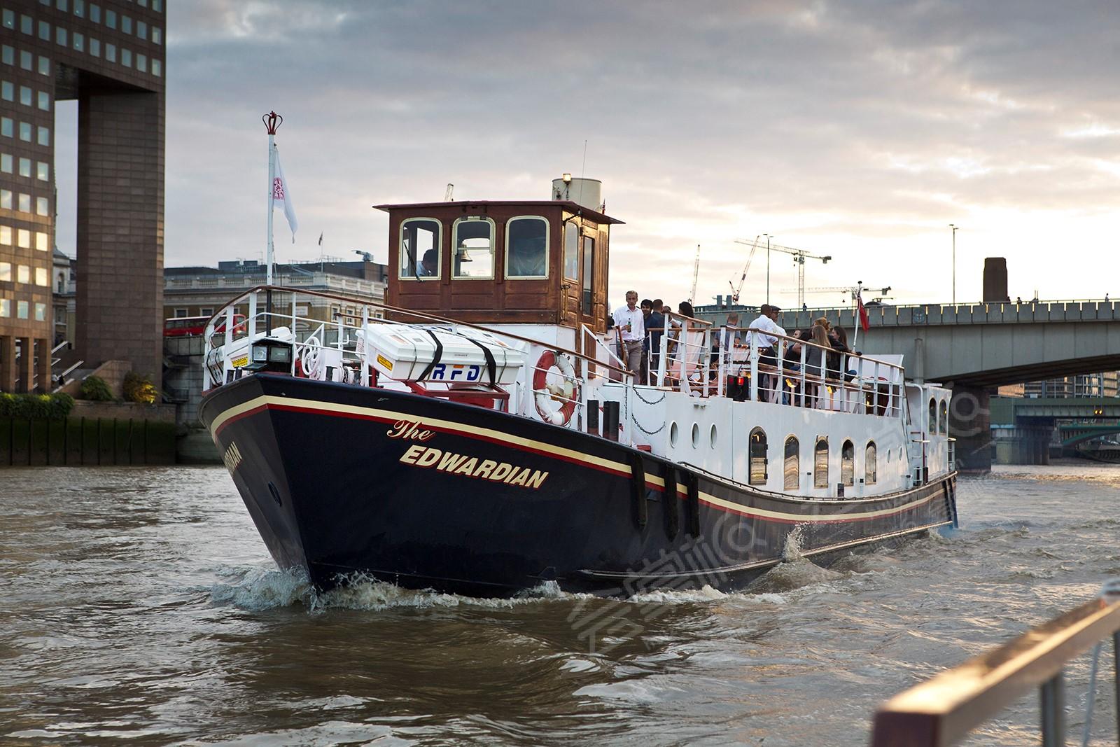 Edwardian – Thames Luxury Charters