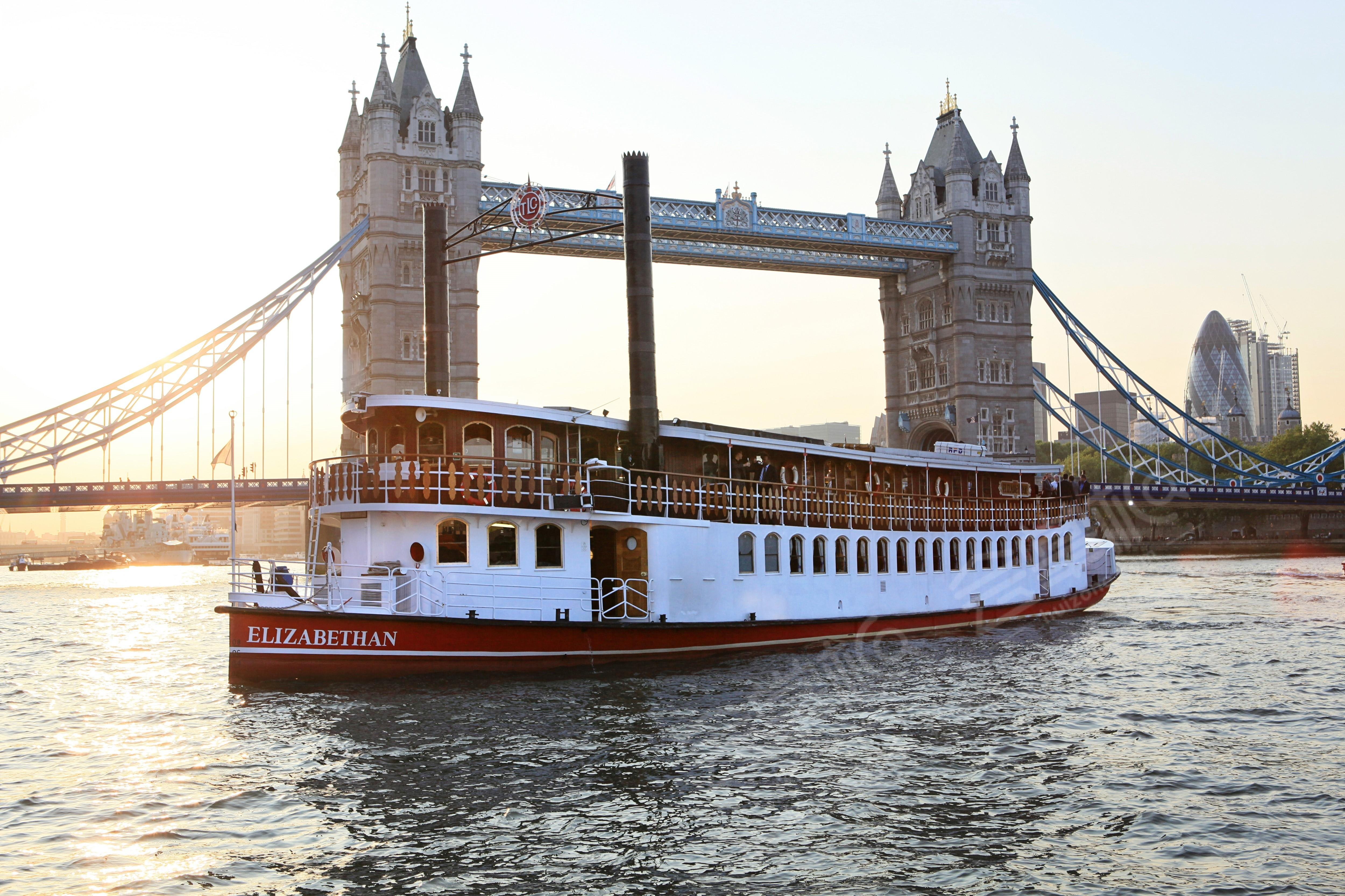 Elizabethan – Thames Luxury Charters
