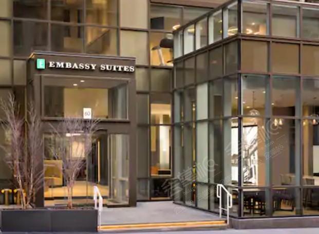 塞尔比维尔50人五星级酒店推荐：Embassy Suites by Hilton New York Manhattan Times Square