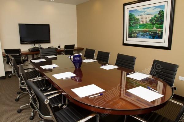 塞尔比维尔场地推荐：Corporate Suites Business Centers 275 Madison Avenue