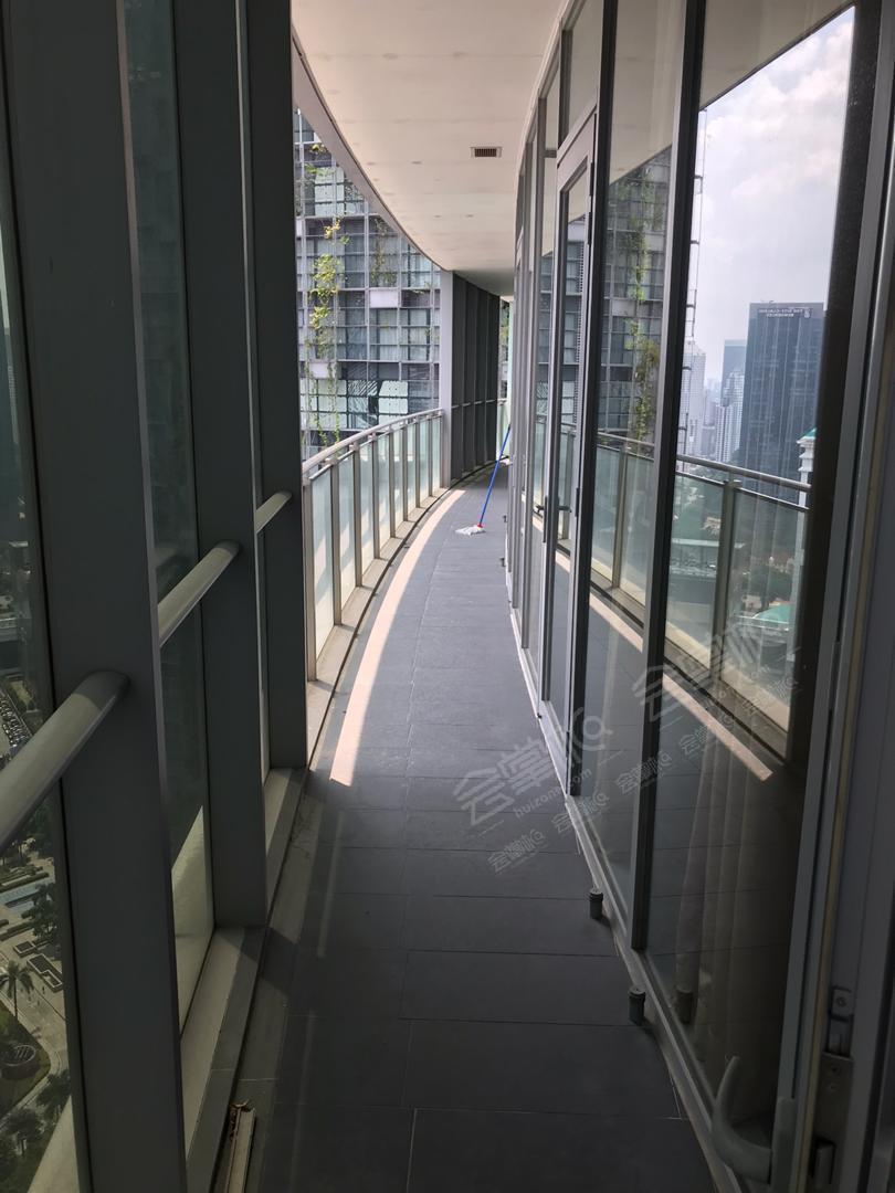 吉隆坡五星级酒店最大容纳400人的会议场地|位于双子塔的1卧室公寓-230平方米|带1个独立浴室(KLCC Room@Twin Towers & KLCC Subway Station)的价格与联系方式