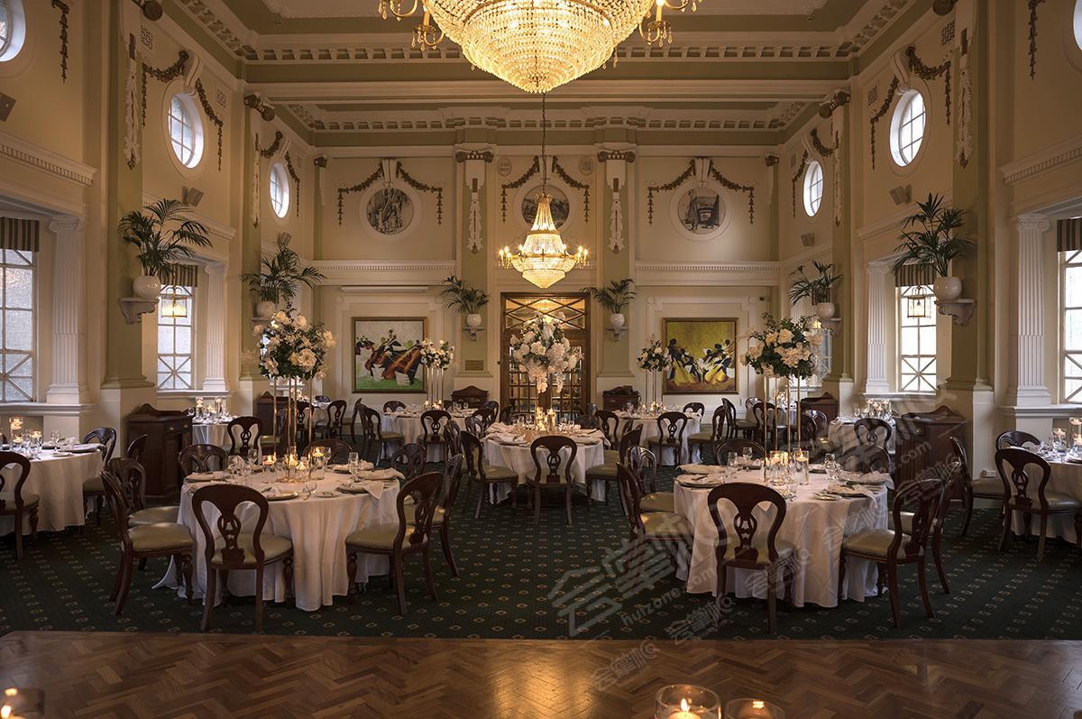 Cellos Grand Dining Room