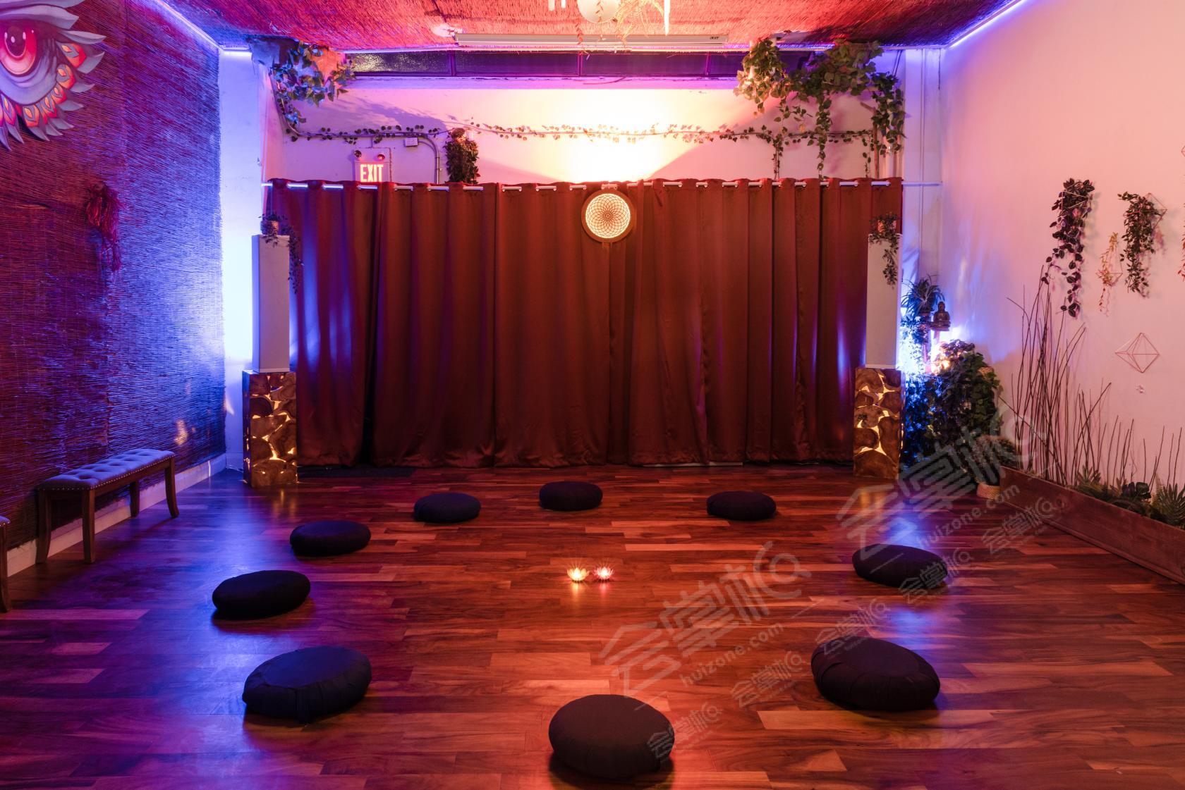 Zen Den Room