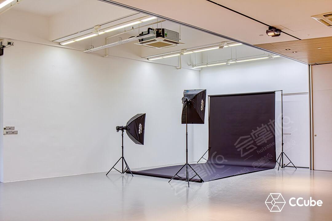 Photo Studio & Gallery