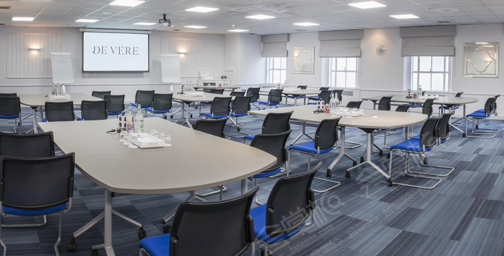 Large Meeting Rooms