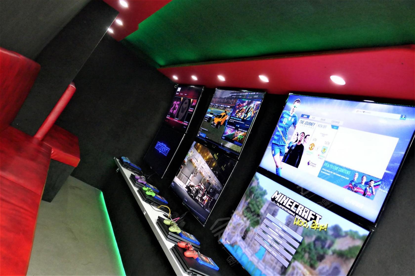Video Gaming Party Bus