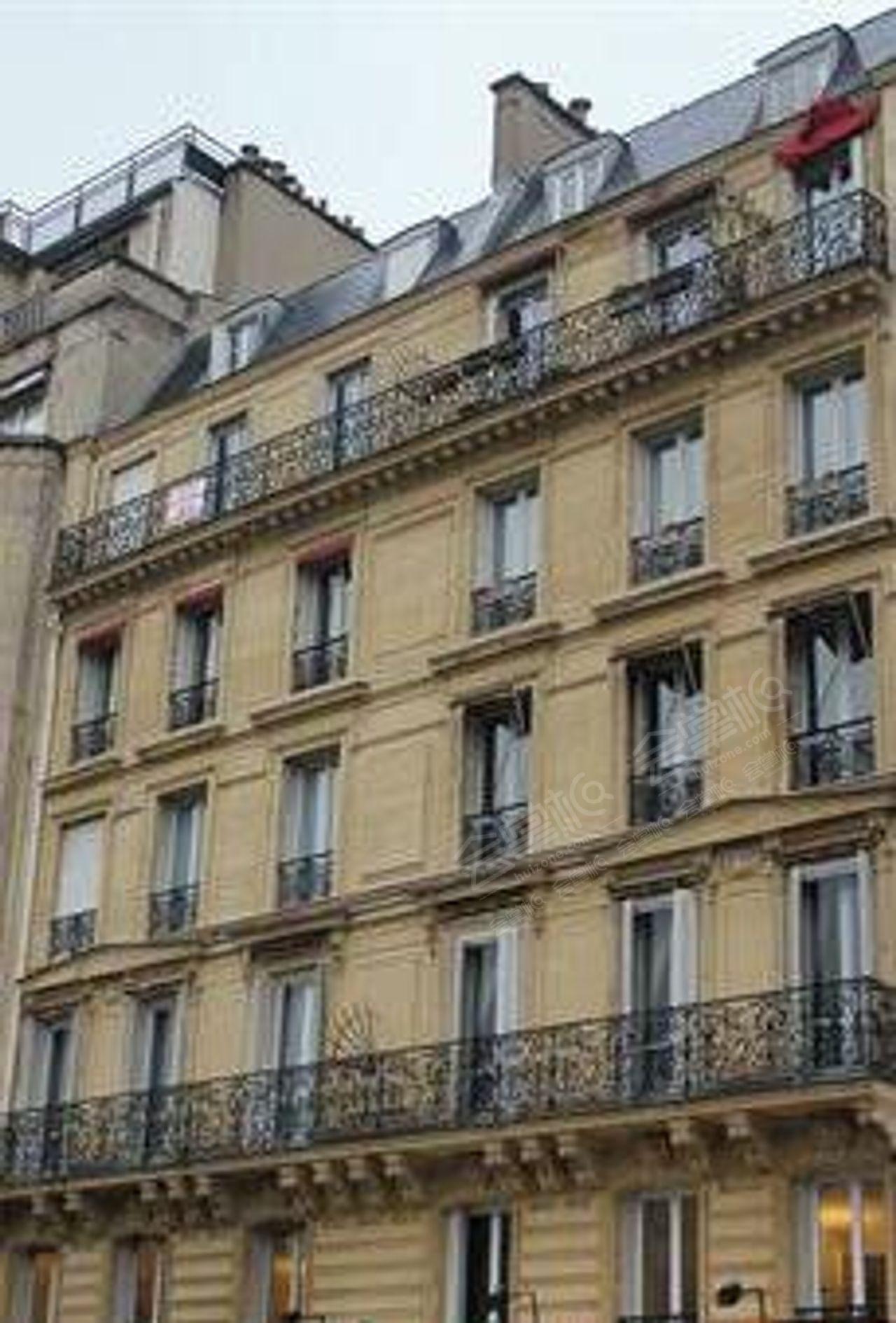 Bureau en Co-working Place de l'Etoile à Paris