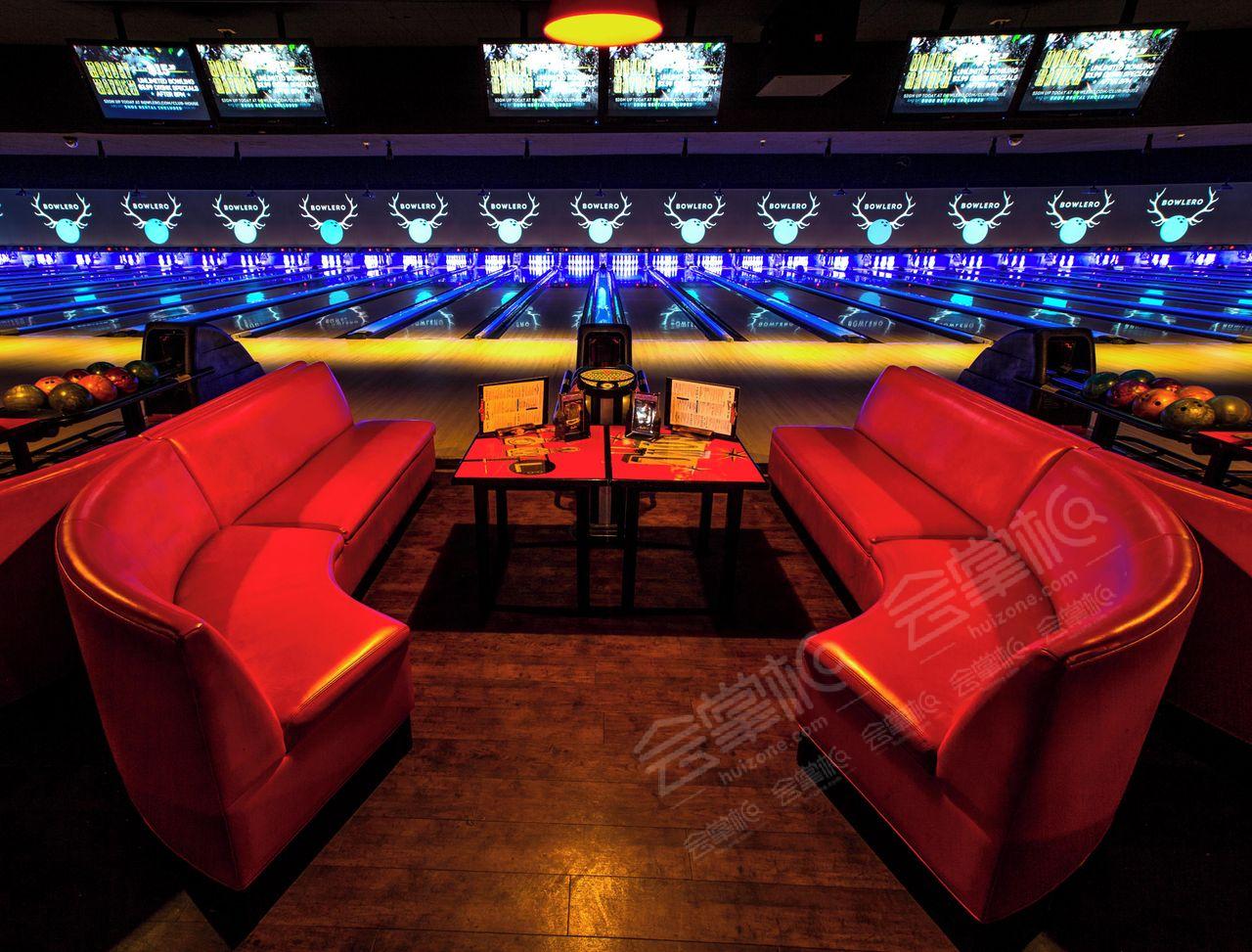 Whole bowling alley