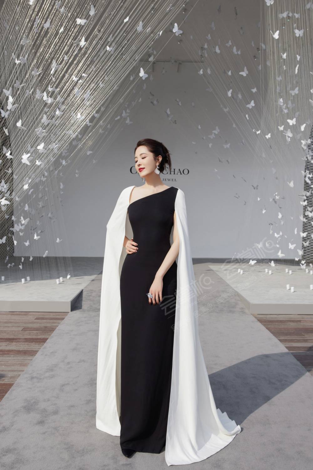 “光影之间 对影成蝶”CINDY CHAO 艺术珠宝 2023 年度蝴蝶大师作品展