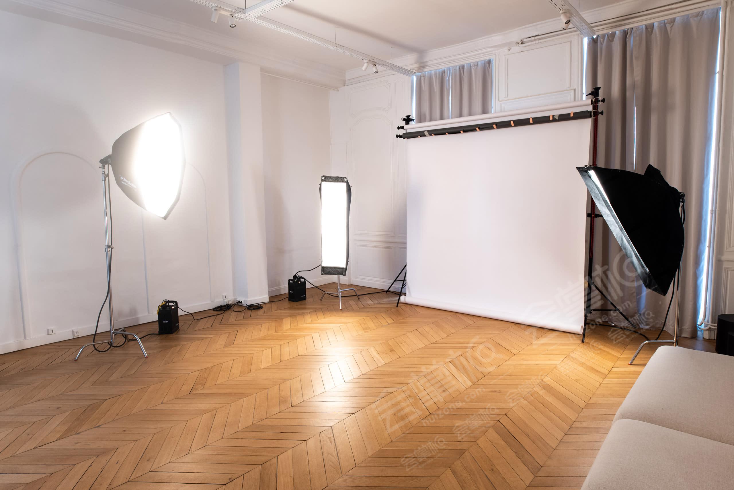 Superbe studio pour événements et expos en plein centre de Paris