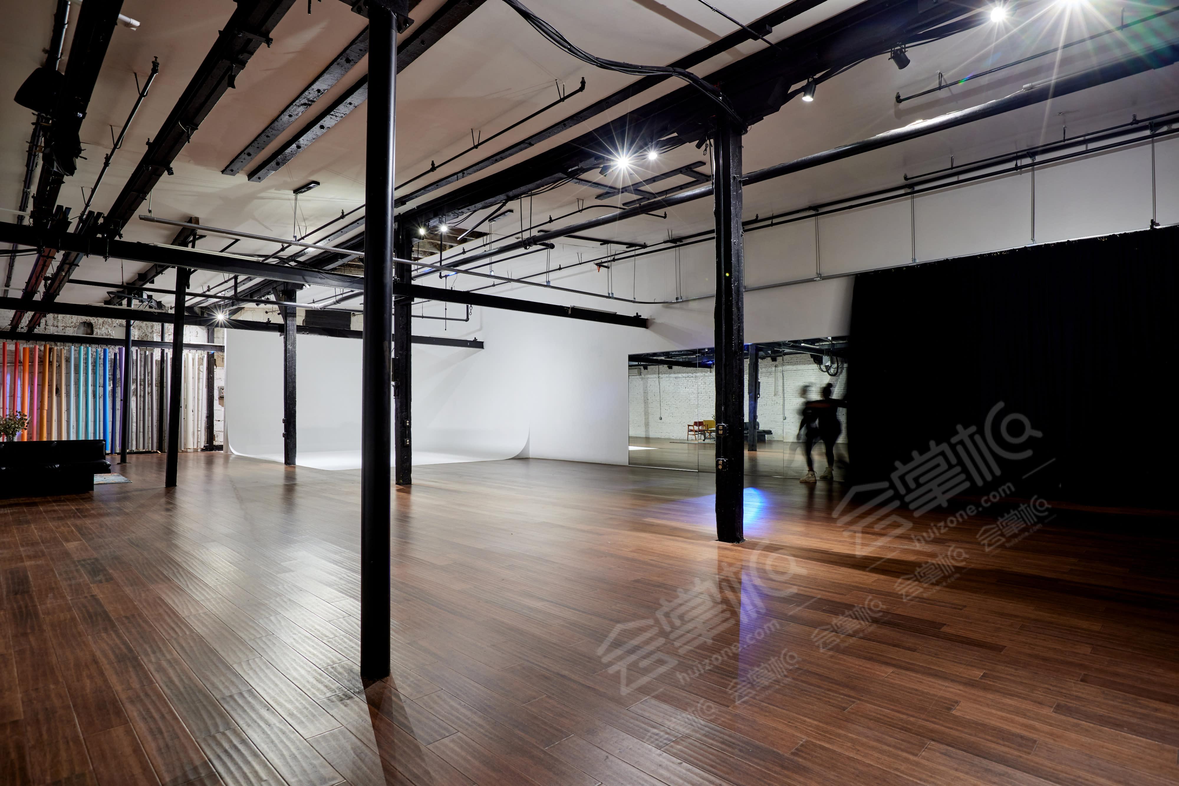 Downtown Historic Factory Complex Turned Film & Photo Studio With 2-wall Cyc