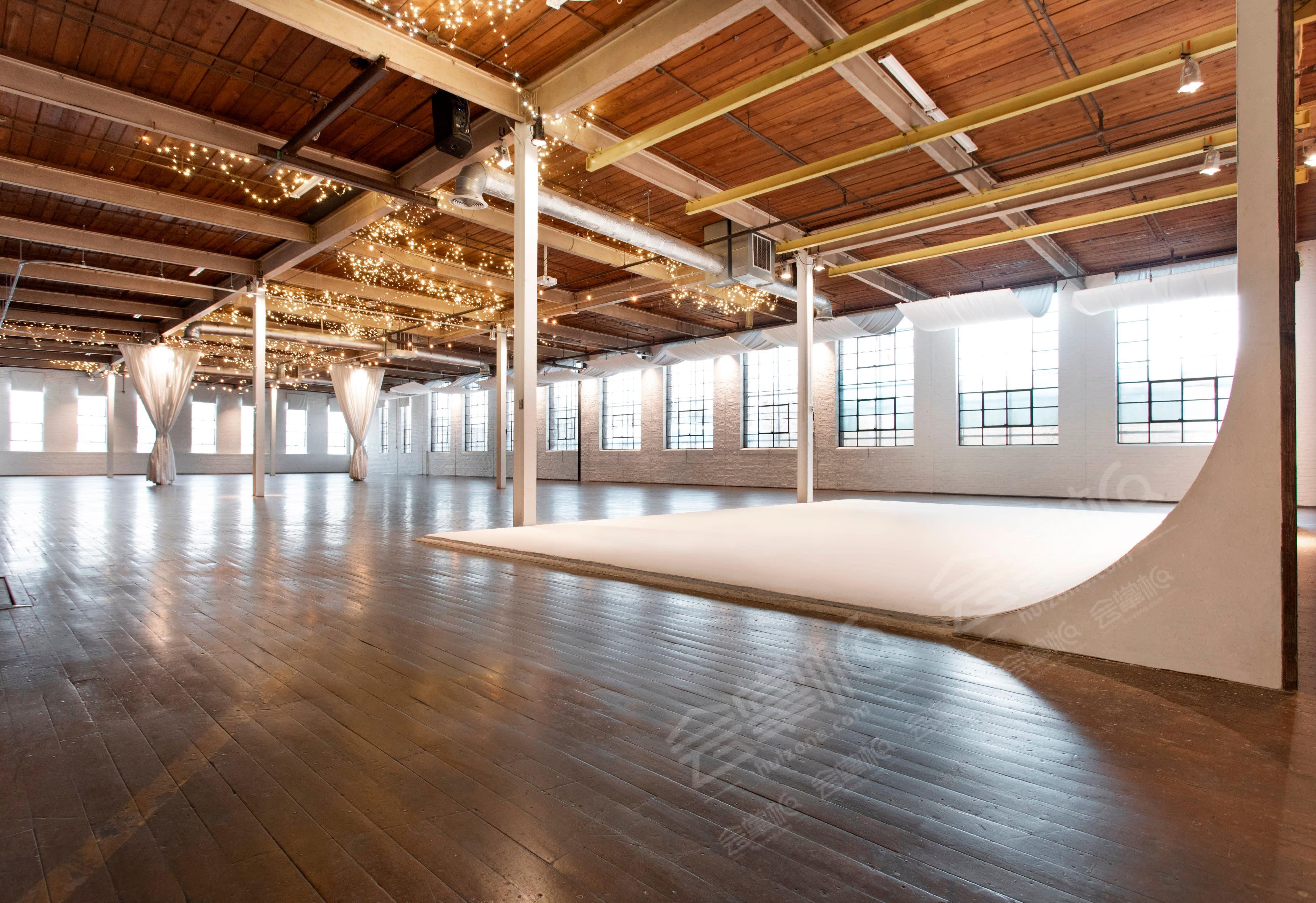 Downtown Historic Factory Complex Turned Film & Photo Studio With Huge Windows