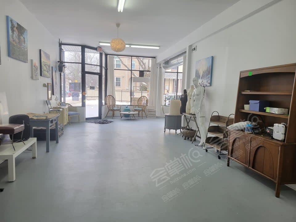 Logan Square Photography Studio with Unbelievable Space & Natural Light