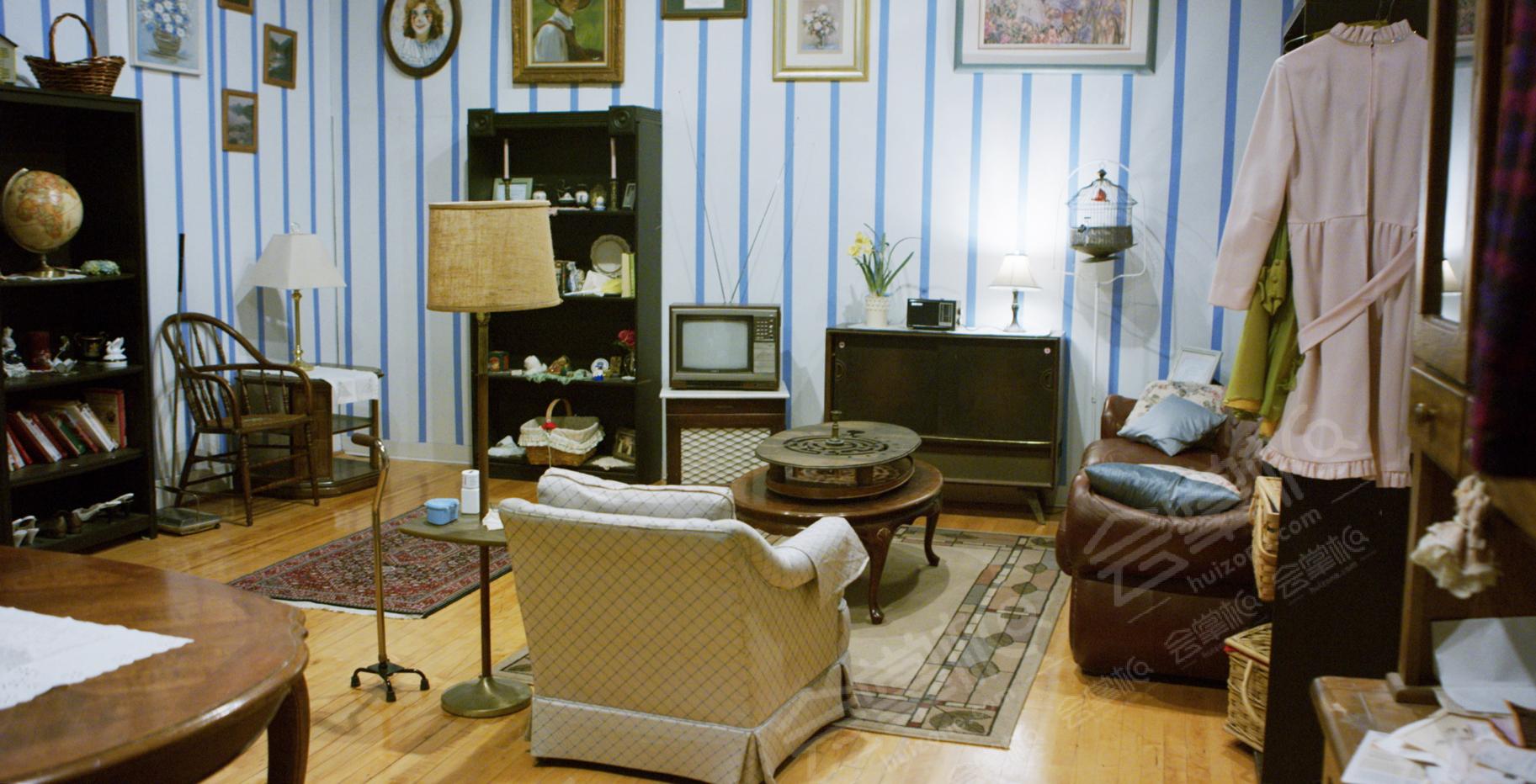 The Time Gallery: Five Multi-Themed Film Sets in Wicker Park