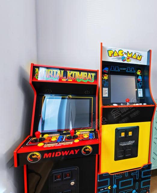 NEW! Insta-worthy Arcade Themed Perfect for Small Events