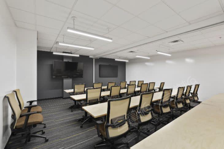 Fully Equipped 40-Person Training Room by Galleria
