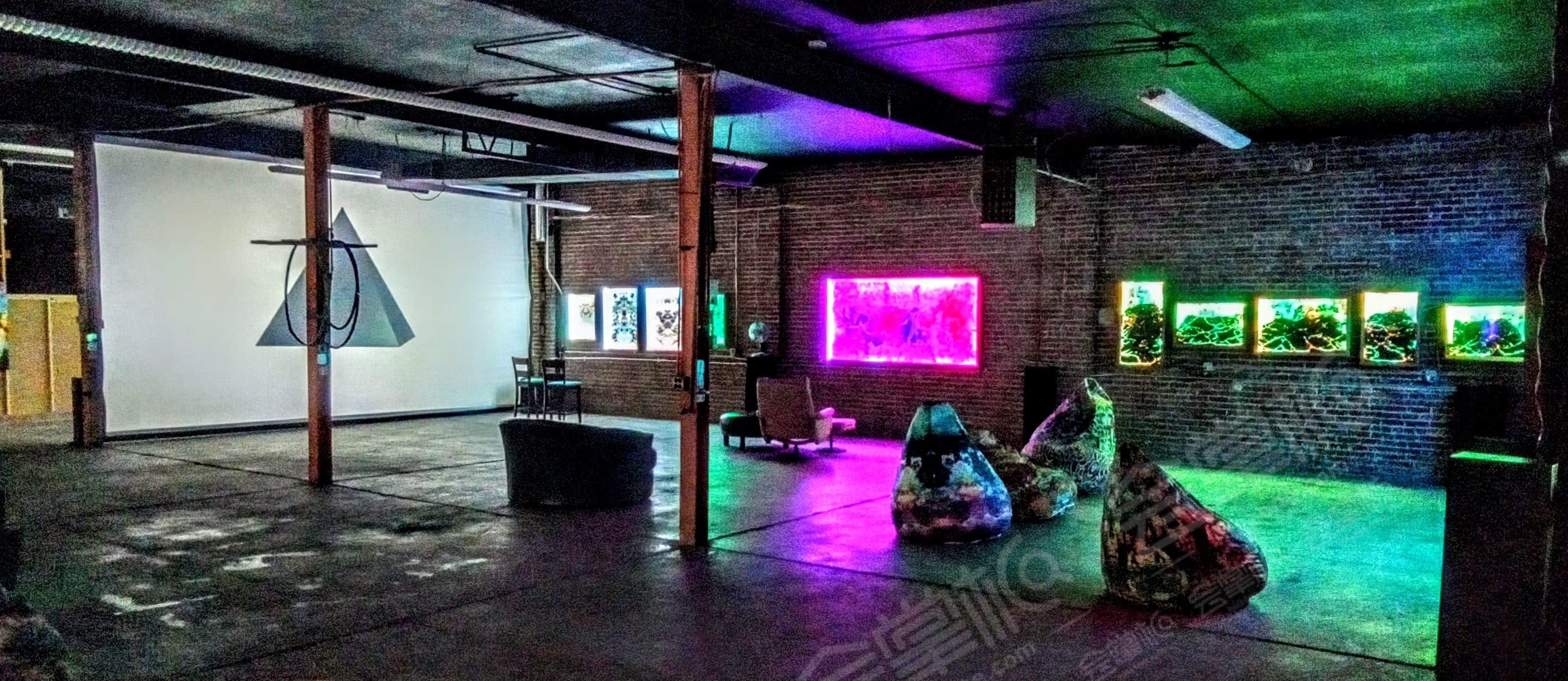 Downtown Immersive Art Gallery.