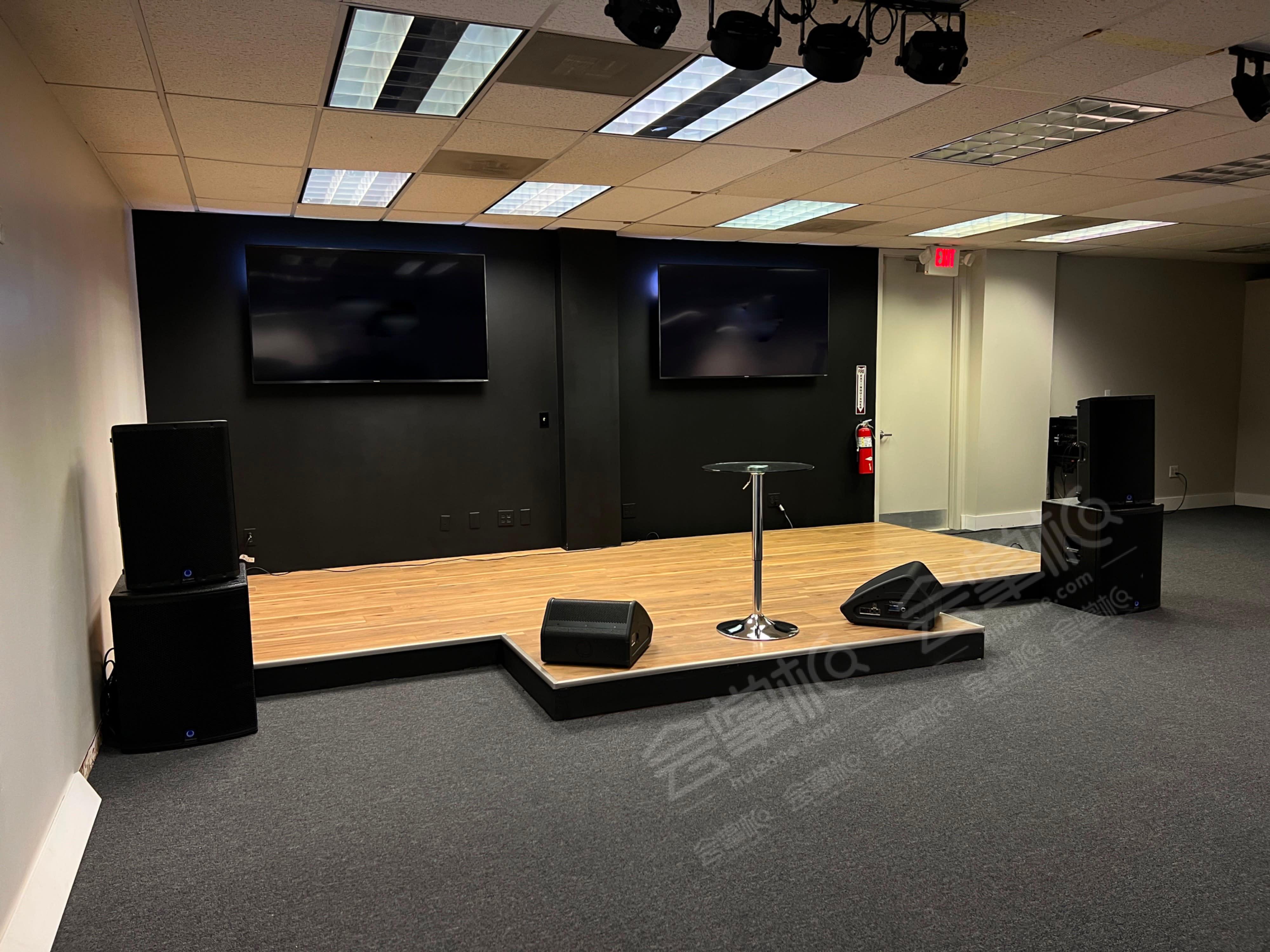 Modern Flex Space/ Conference/ Church Space/Meetings/ Near Airport 2500 sq. ft.