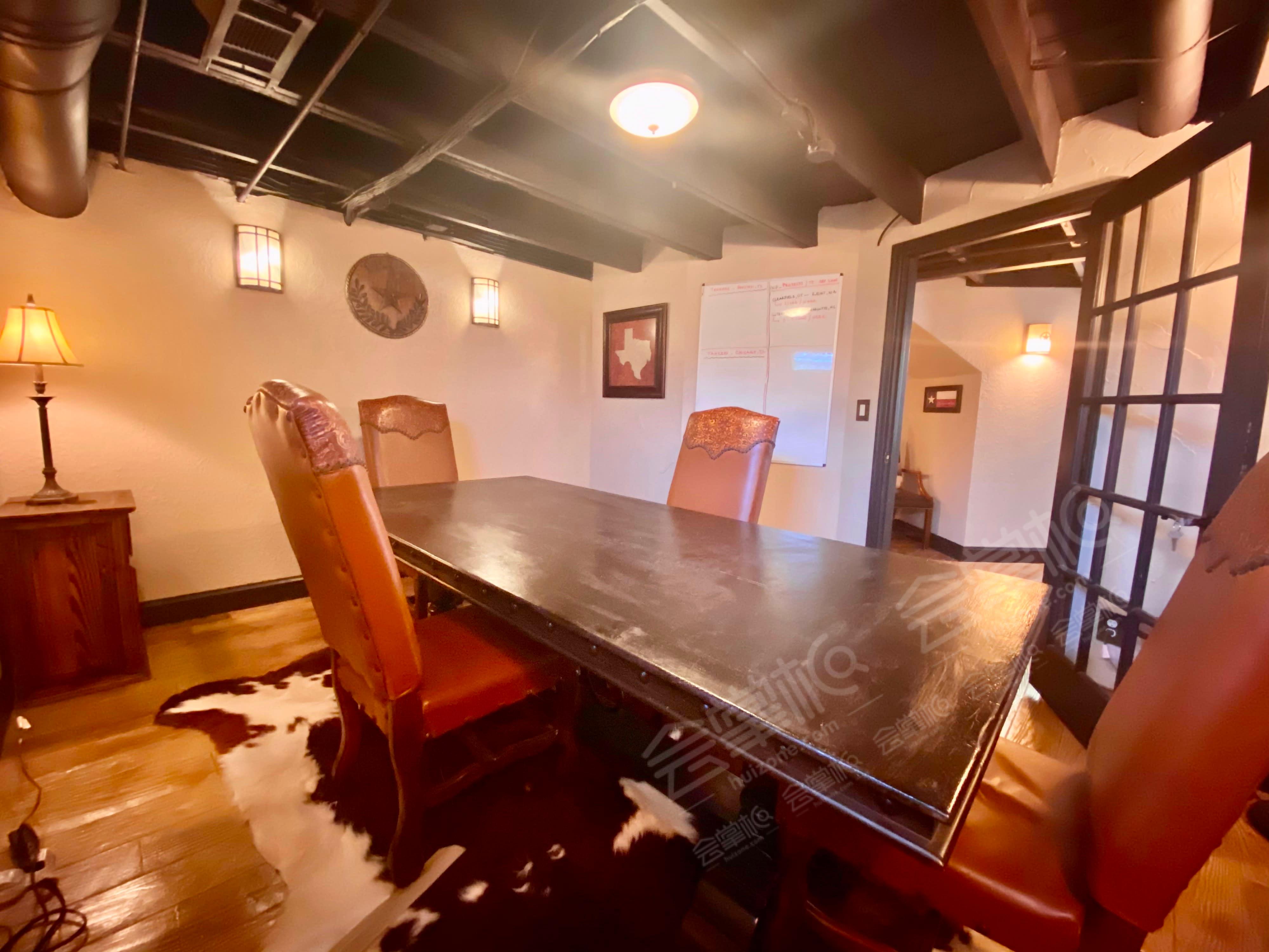 Rustic Private Meeting Room for 8