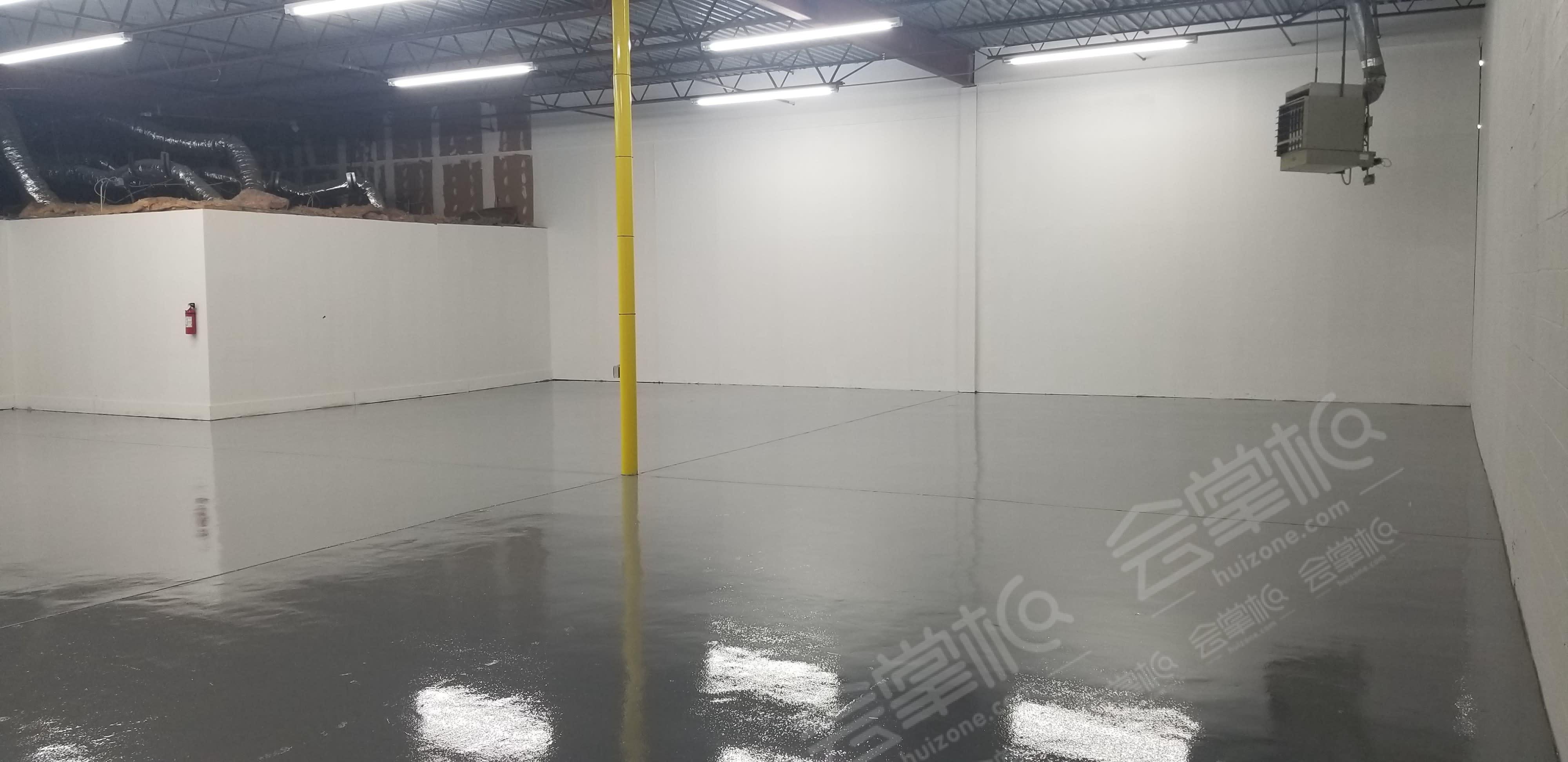 Warehouse for Events with Moveable Walls, Arlington Entertainment District