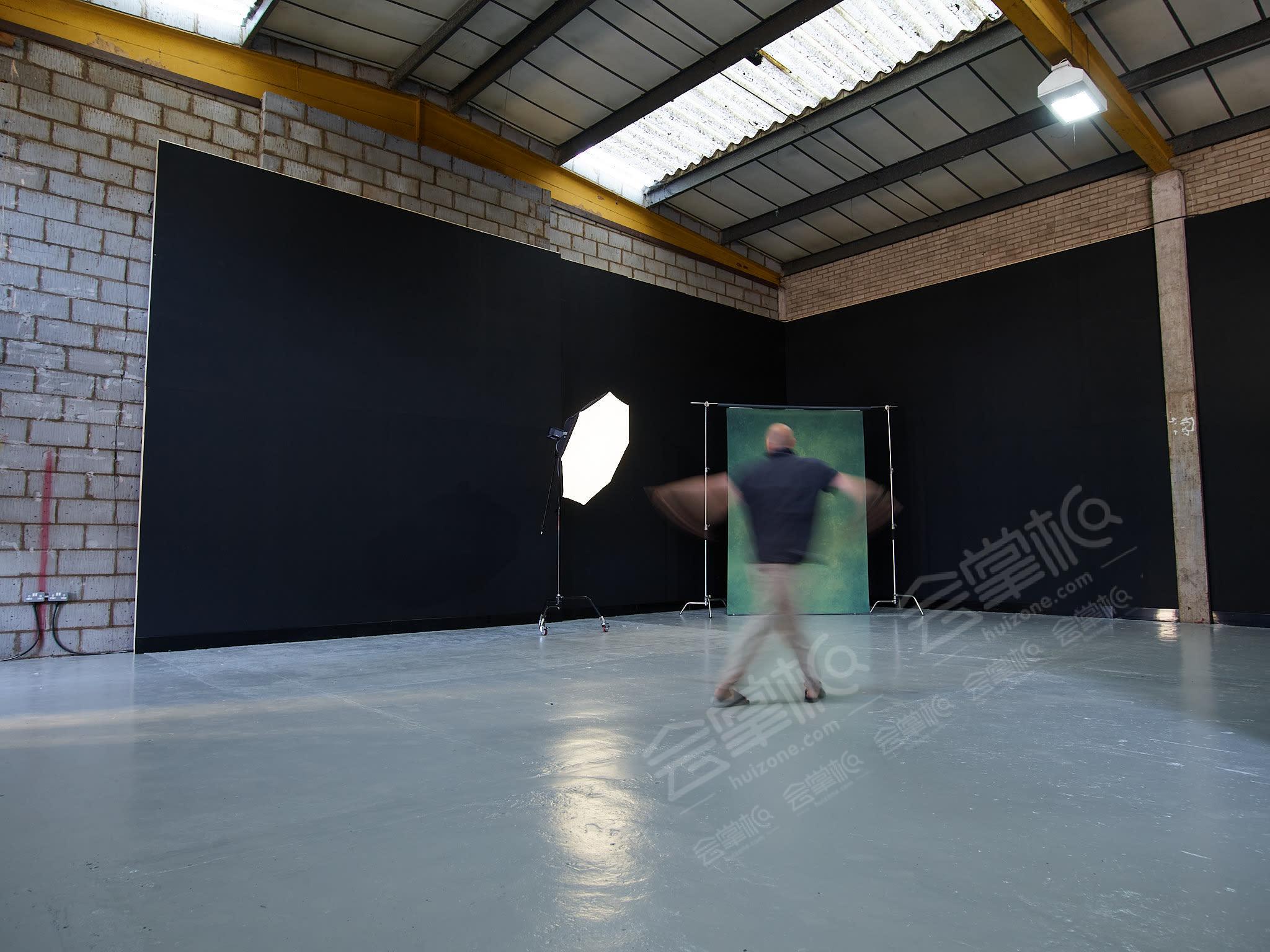 City Based Film & Photography Studio / Warehouse / Makerspace