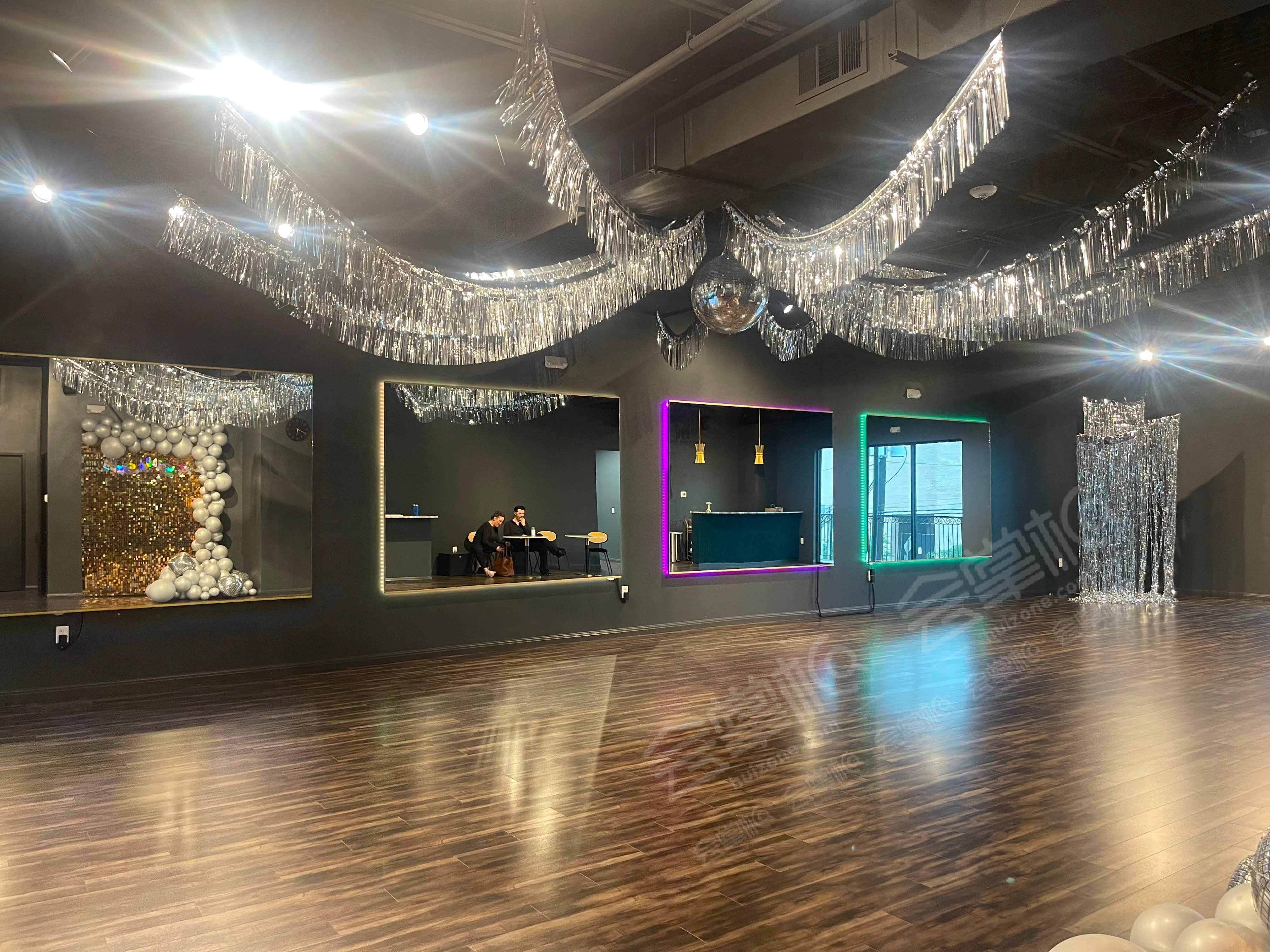 Premier Event Space: Luxurious Dance Studio