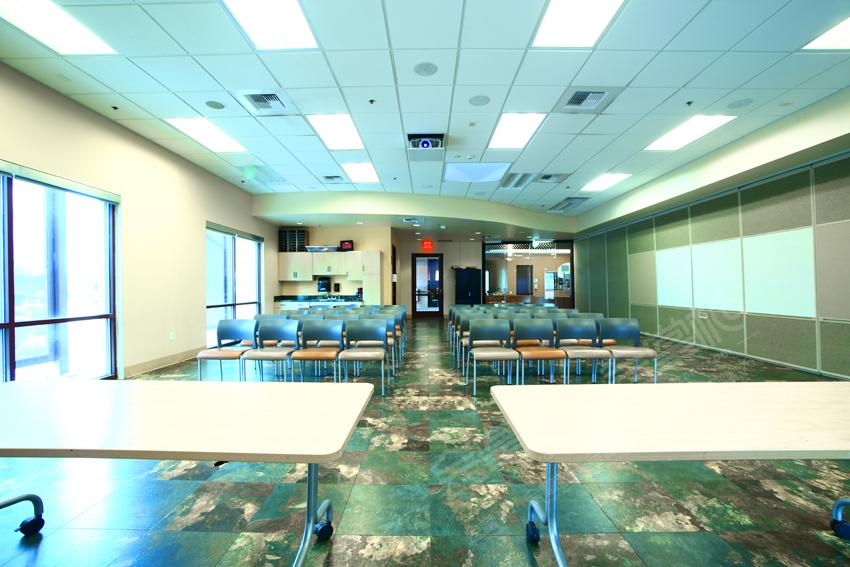 Large Multipurpose Room For Parties And/Or Events