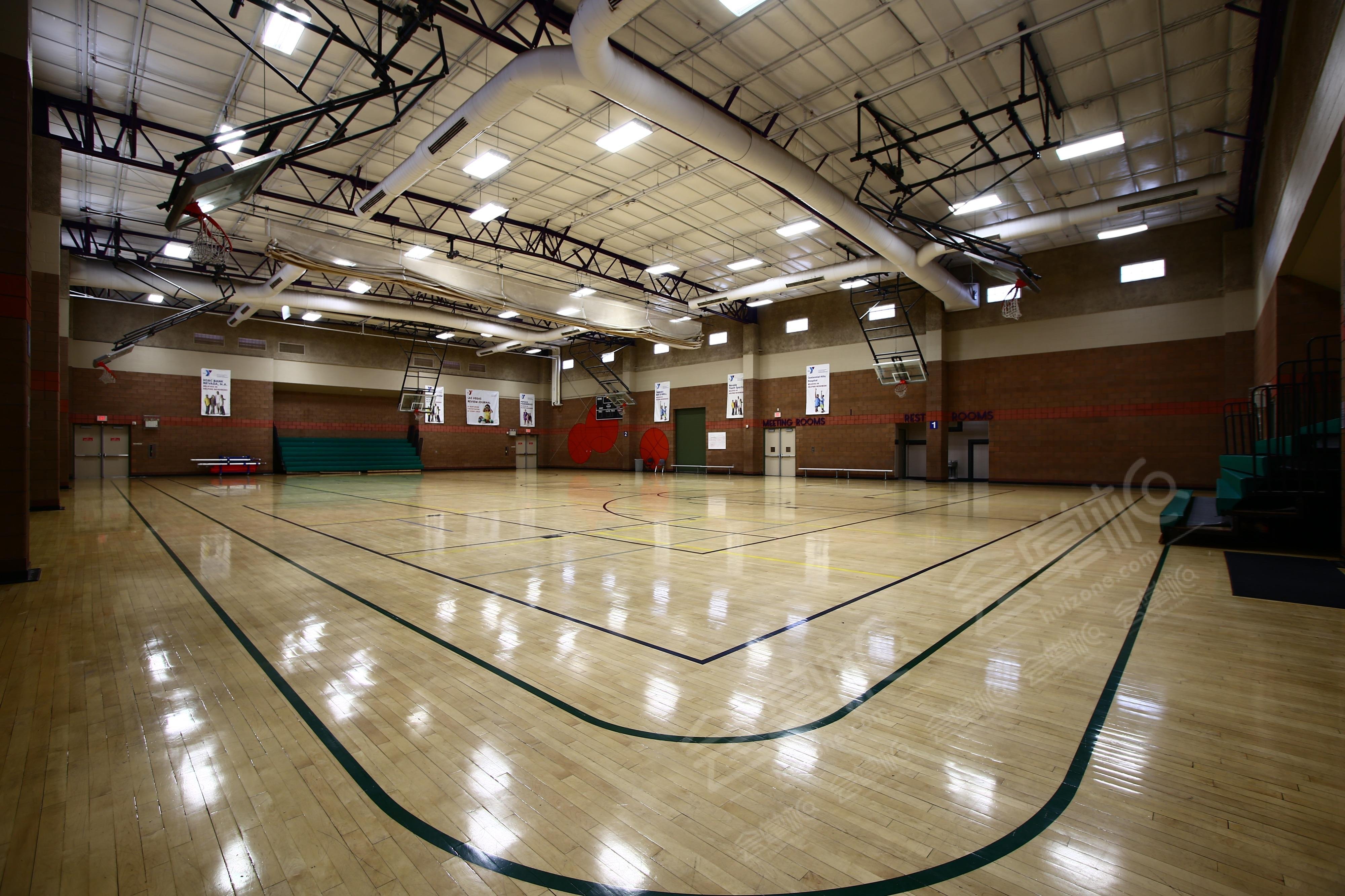 Amazing Gymnasium For Large Get-Togethers