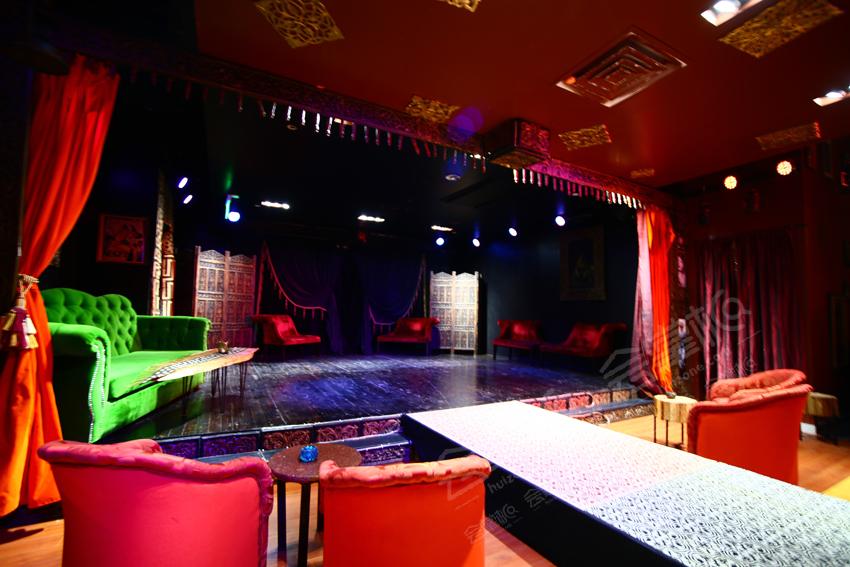 Burlesque themed event space