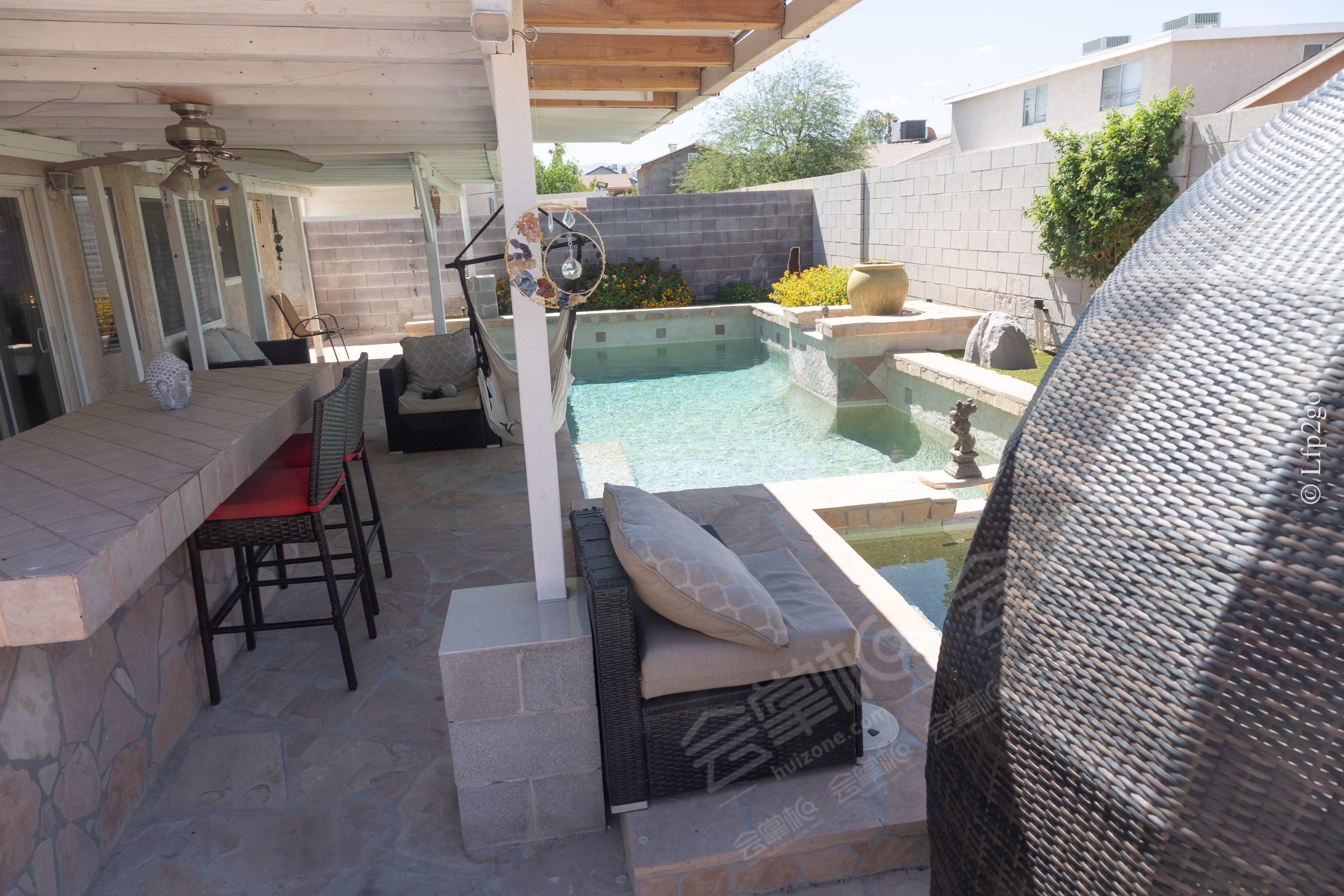 Zen Private Paradise Located 5 Miles from Las Vegas Strip