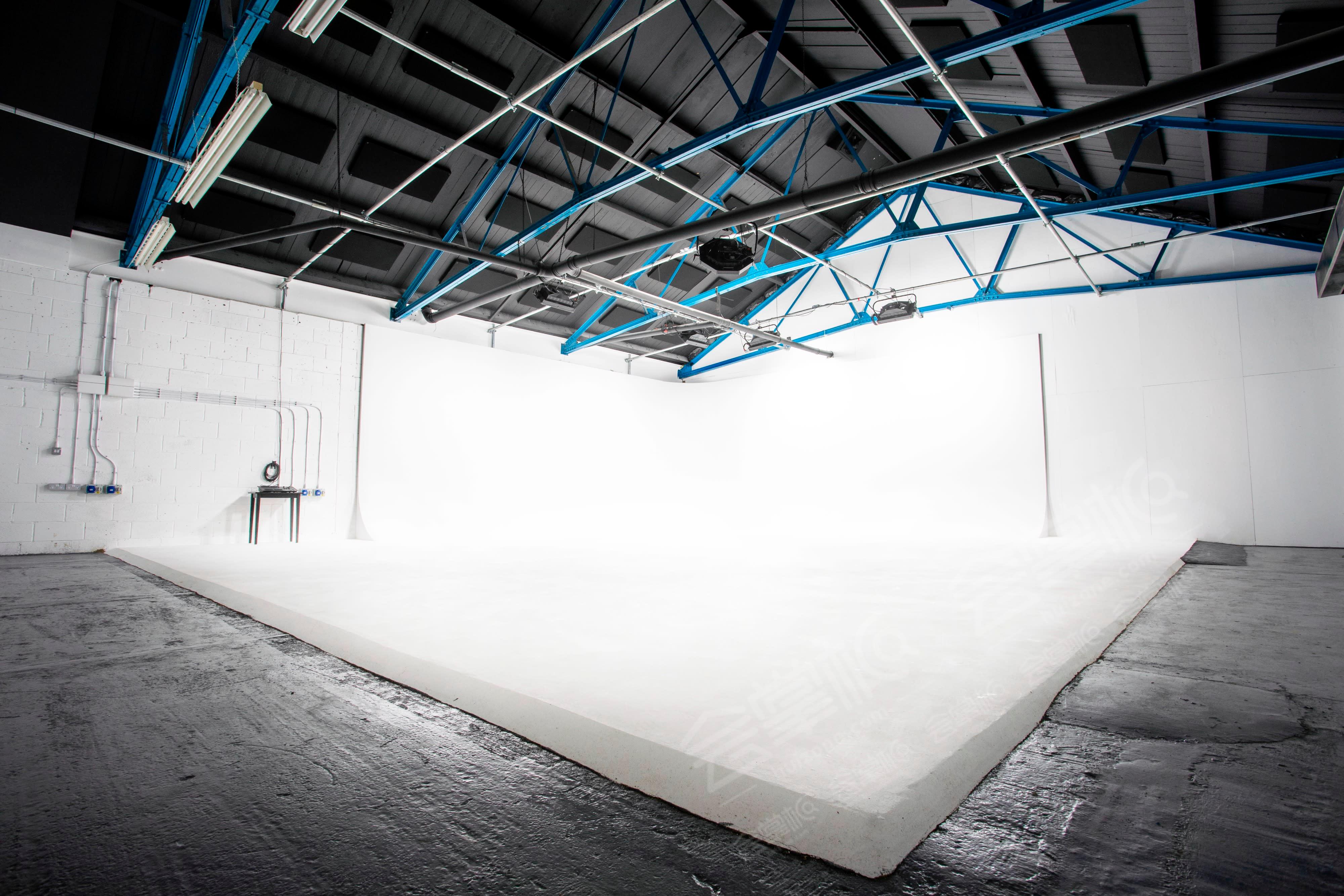 Fresh New Film and Photography Studio in West London - Affordable, Flexible and Friendly