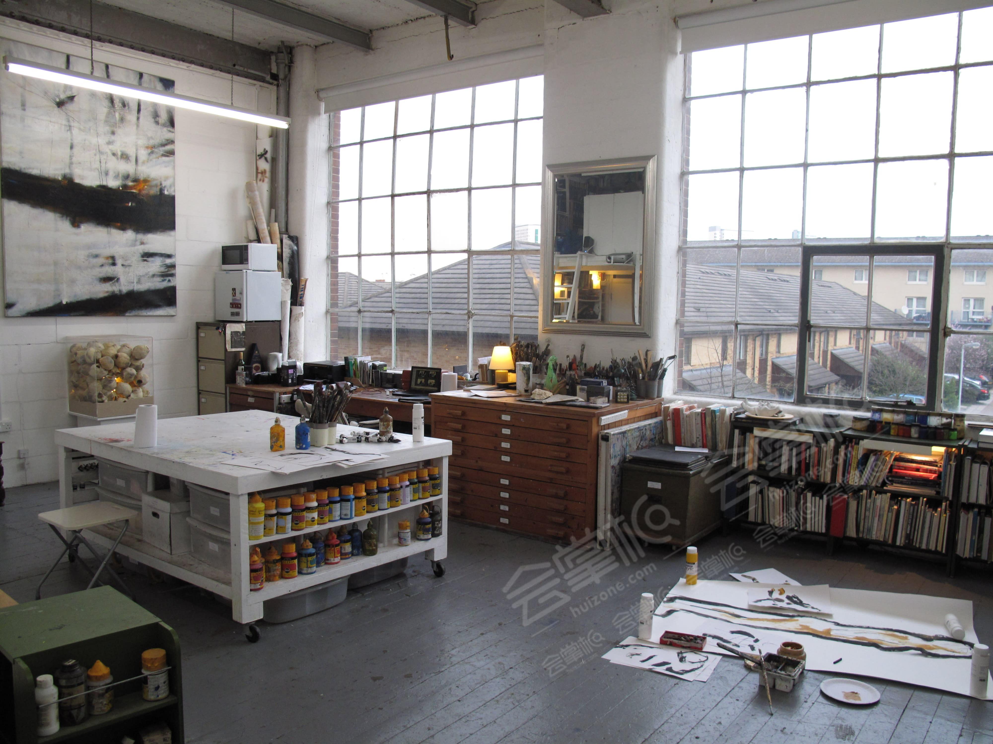 Loft Art Studio With High Ceilings In South London for Workshops and Events