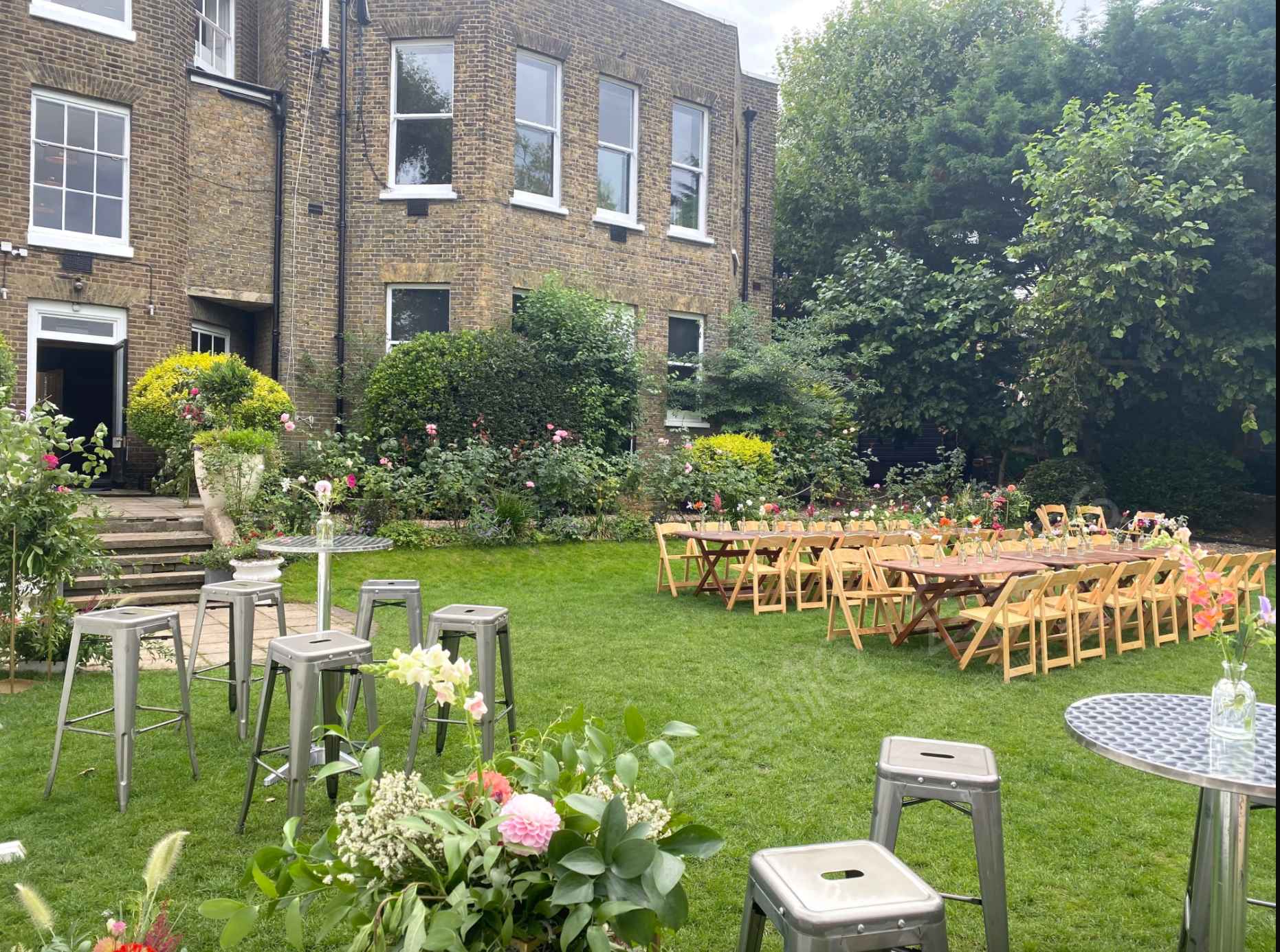 Event Garden With Library Space In Putney