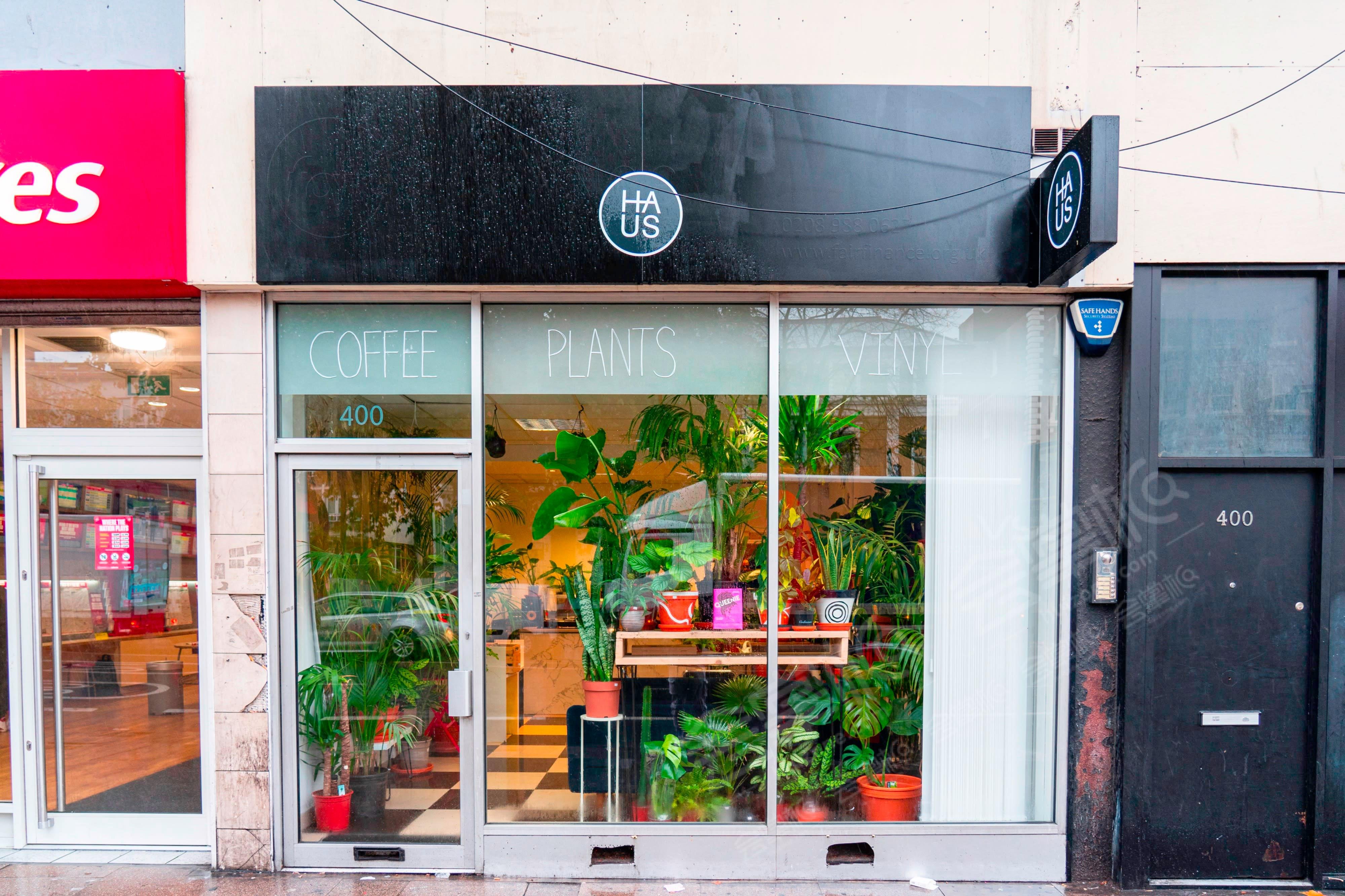 Urban Shop/Cafe