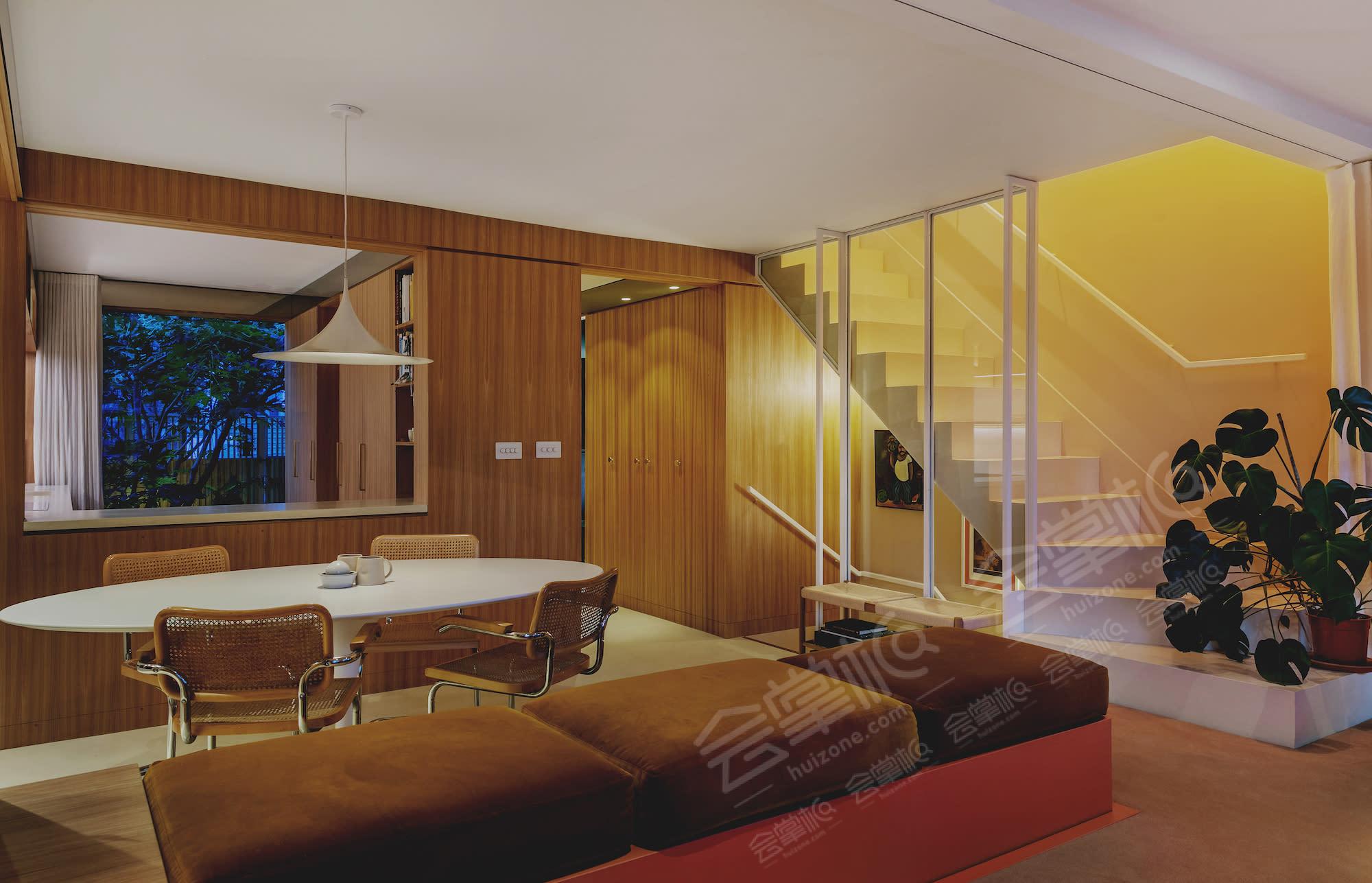 Mid-Century Californian Inspired London House 1950s, 60s, 70s, Modern
