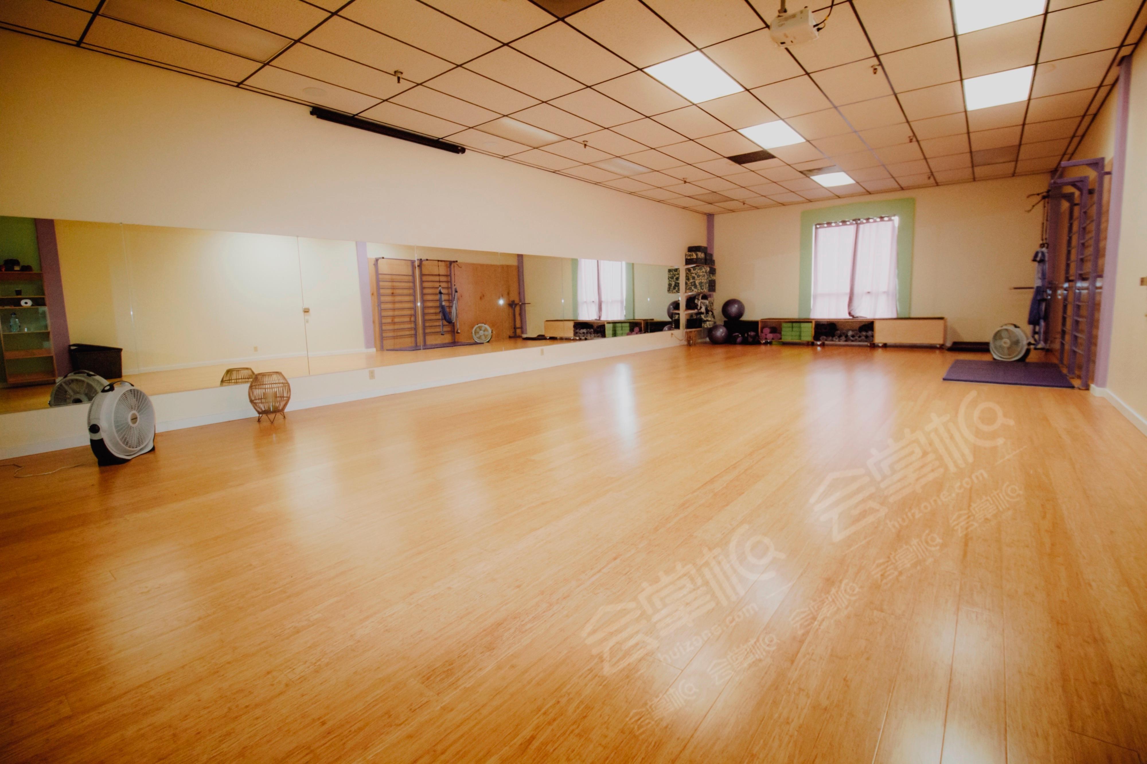 Private Yoga, Dance and Fitness Studio classes